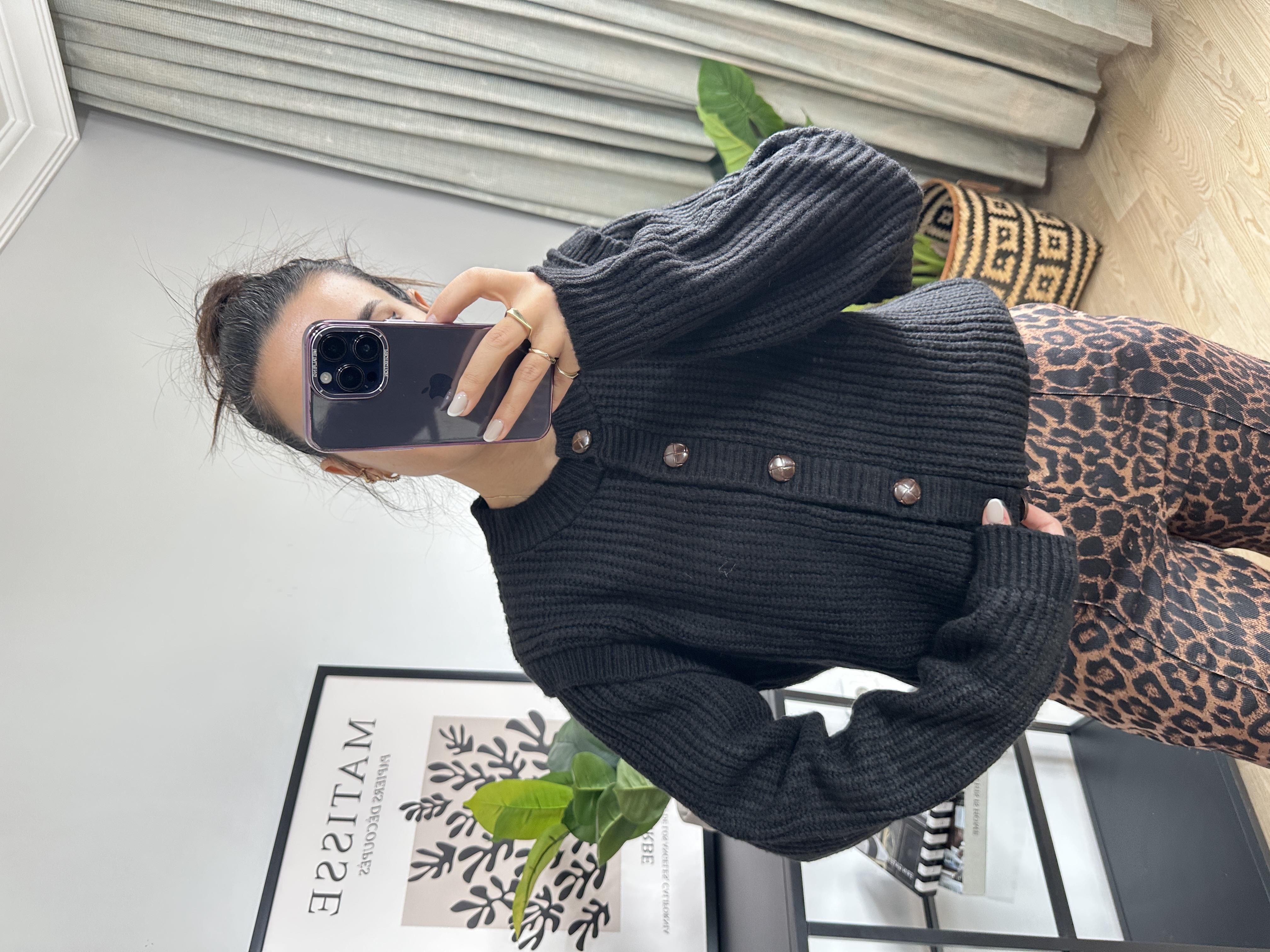KAHVE DÜĞMELLİ HIRKA
