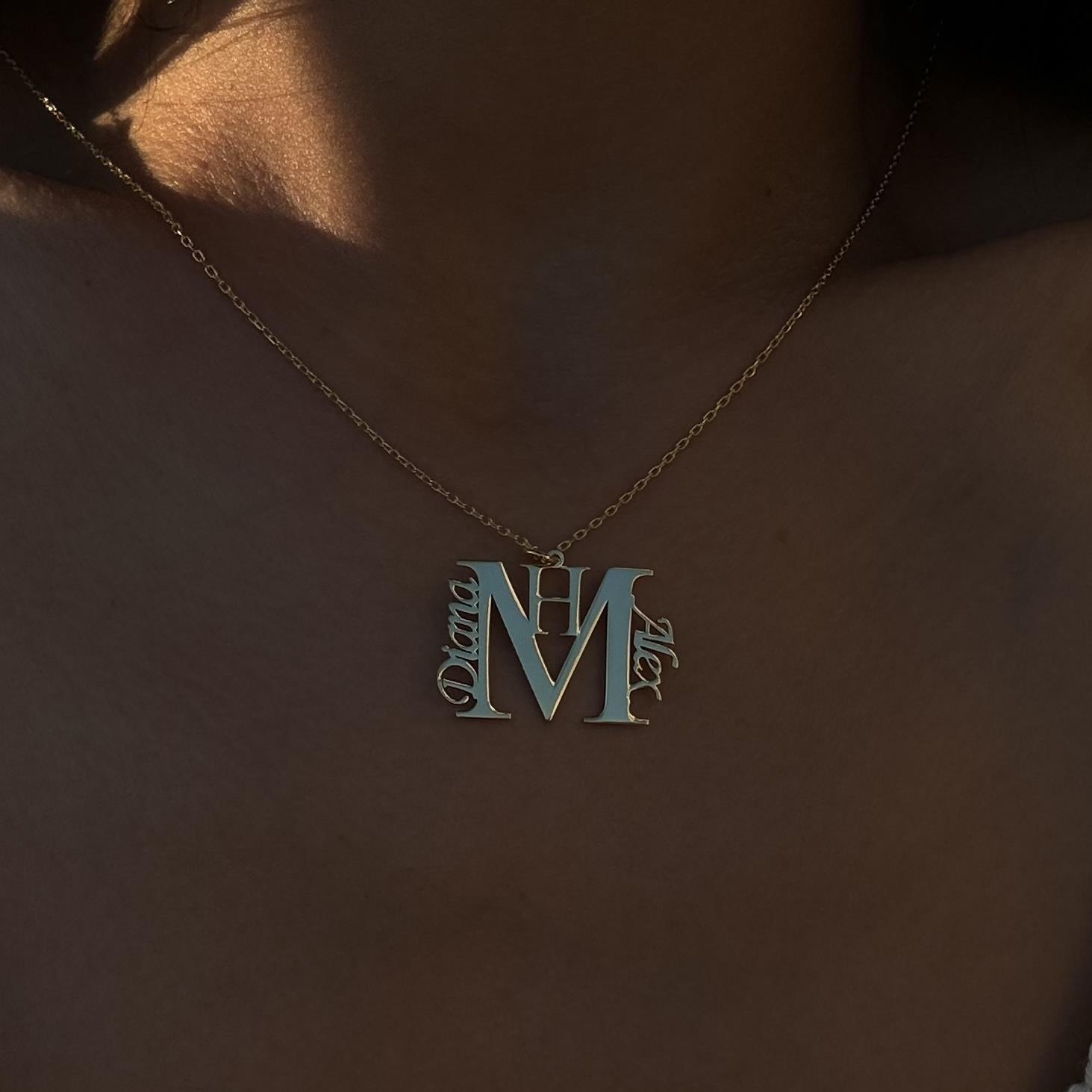 925 ayar gümüş iki harf iki isimli tasarım kolye