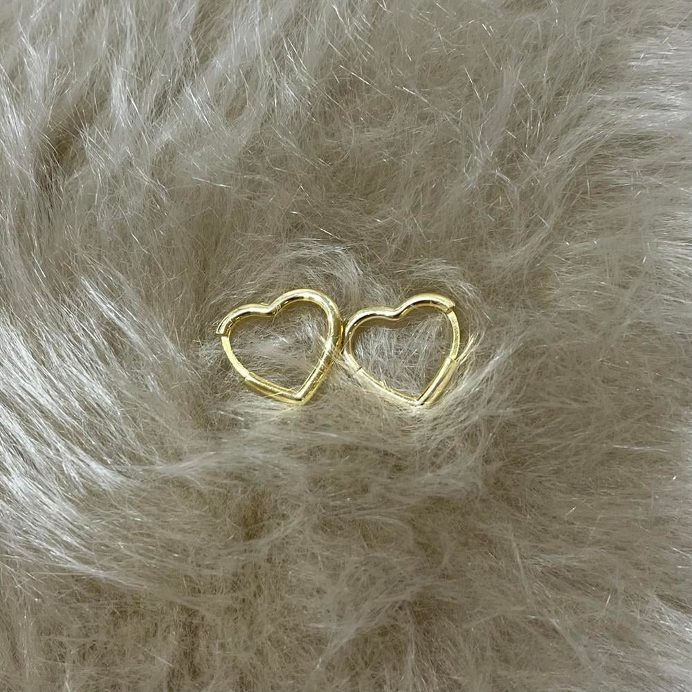 925 ayar gümüş minimal kalp küpe