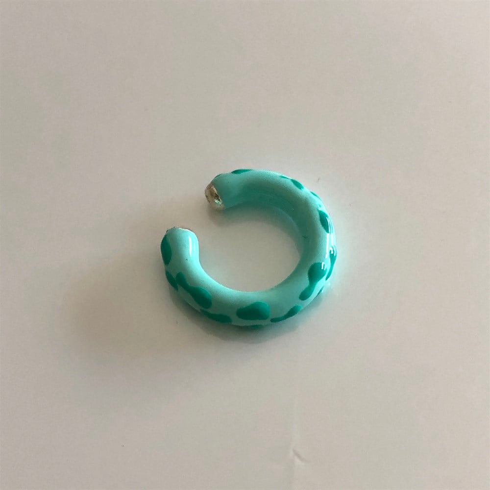 925 benek desenli mavi ear cuff