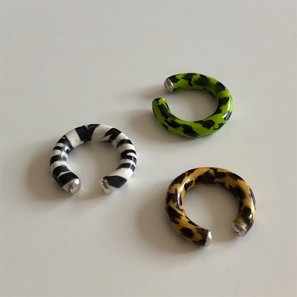 925 yağ yeşili leoparlı ear cuff