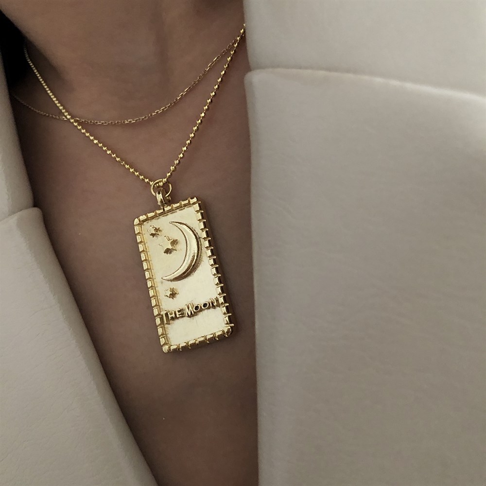 dikdörtgen tabela ay kolye the moon