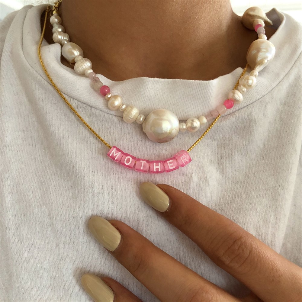 İstediğini yazdır pembe küp kolye