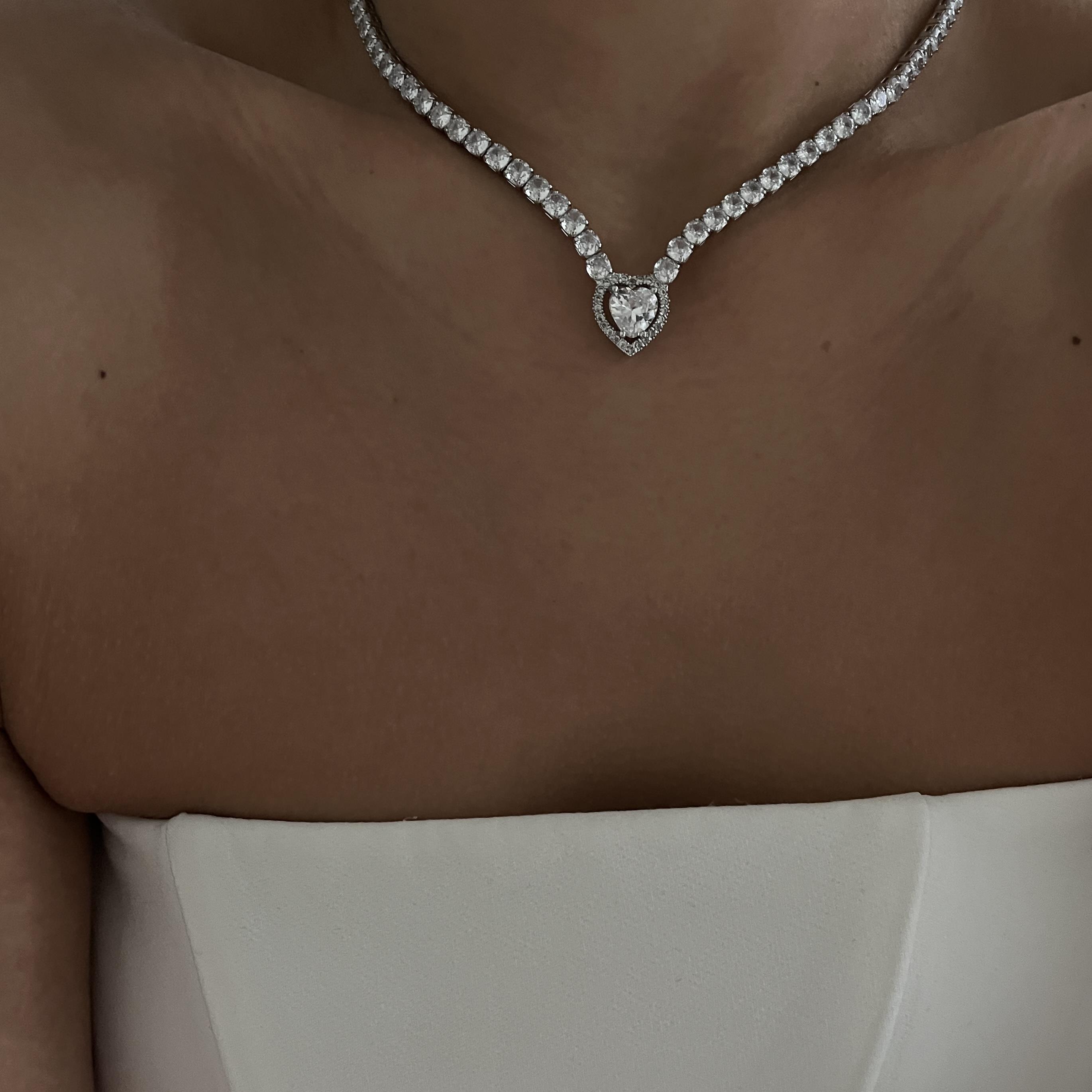 Kristal Kalpli Su Yolu Kolye