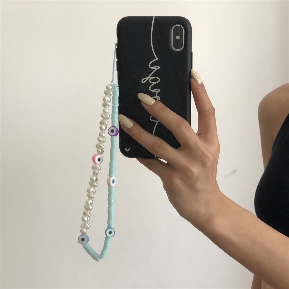 nazar boncuğu charmlı telefon aksesuarı