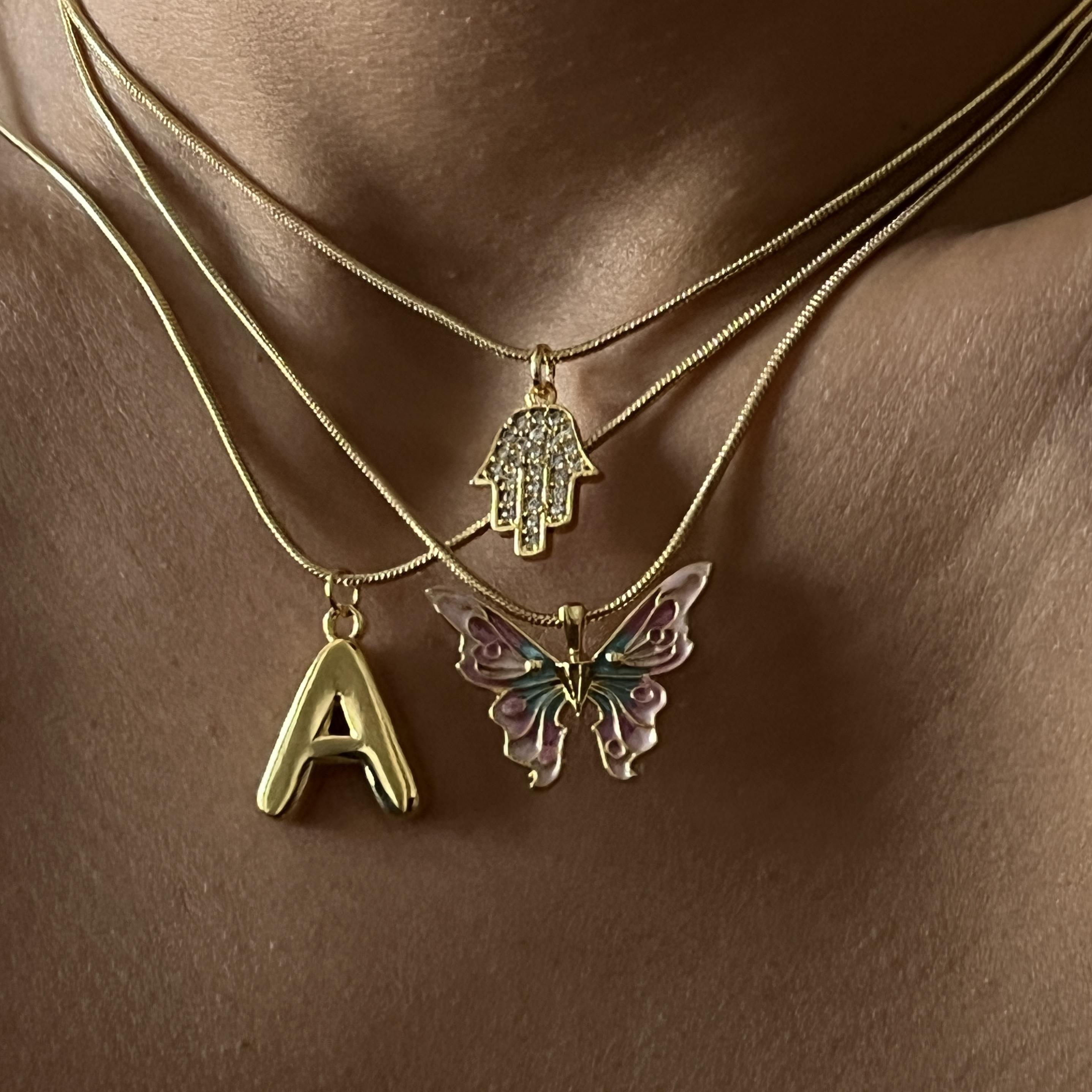 Rengarenk Kelebek Kolye