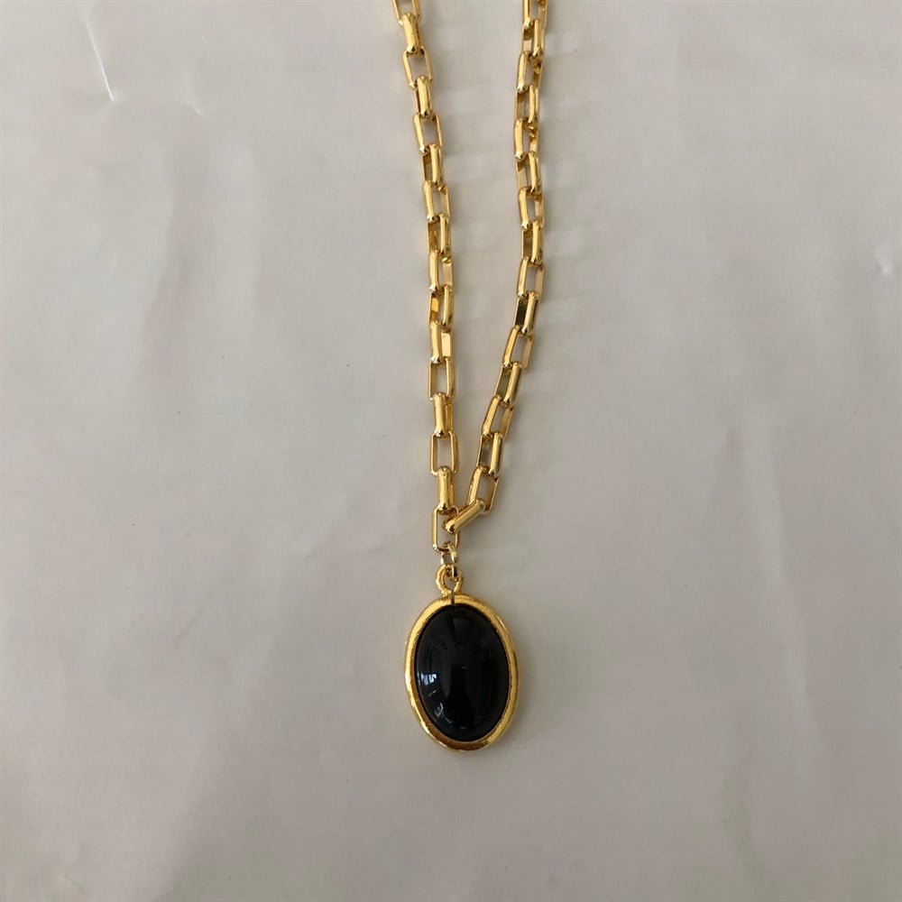 siyah iri taş kolye