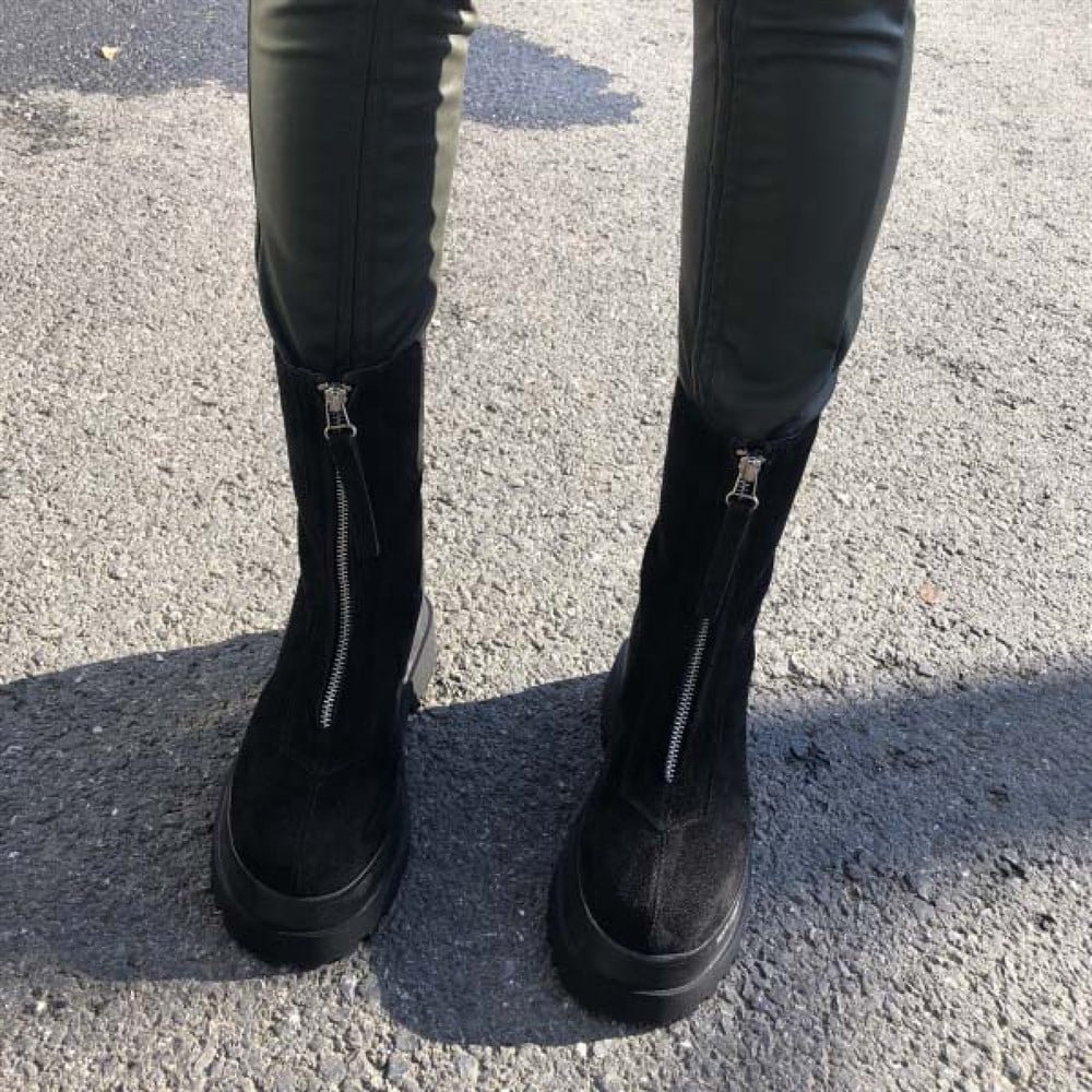 SİYAH SÜET POSTAL ok roses