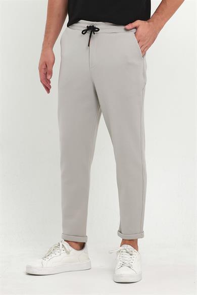 Erkek Gri Duble Paça Standart Kesim Beli Bağlamalı Yan Cepli Jogger Pantolon