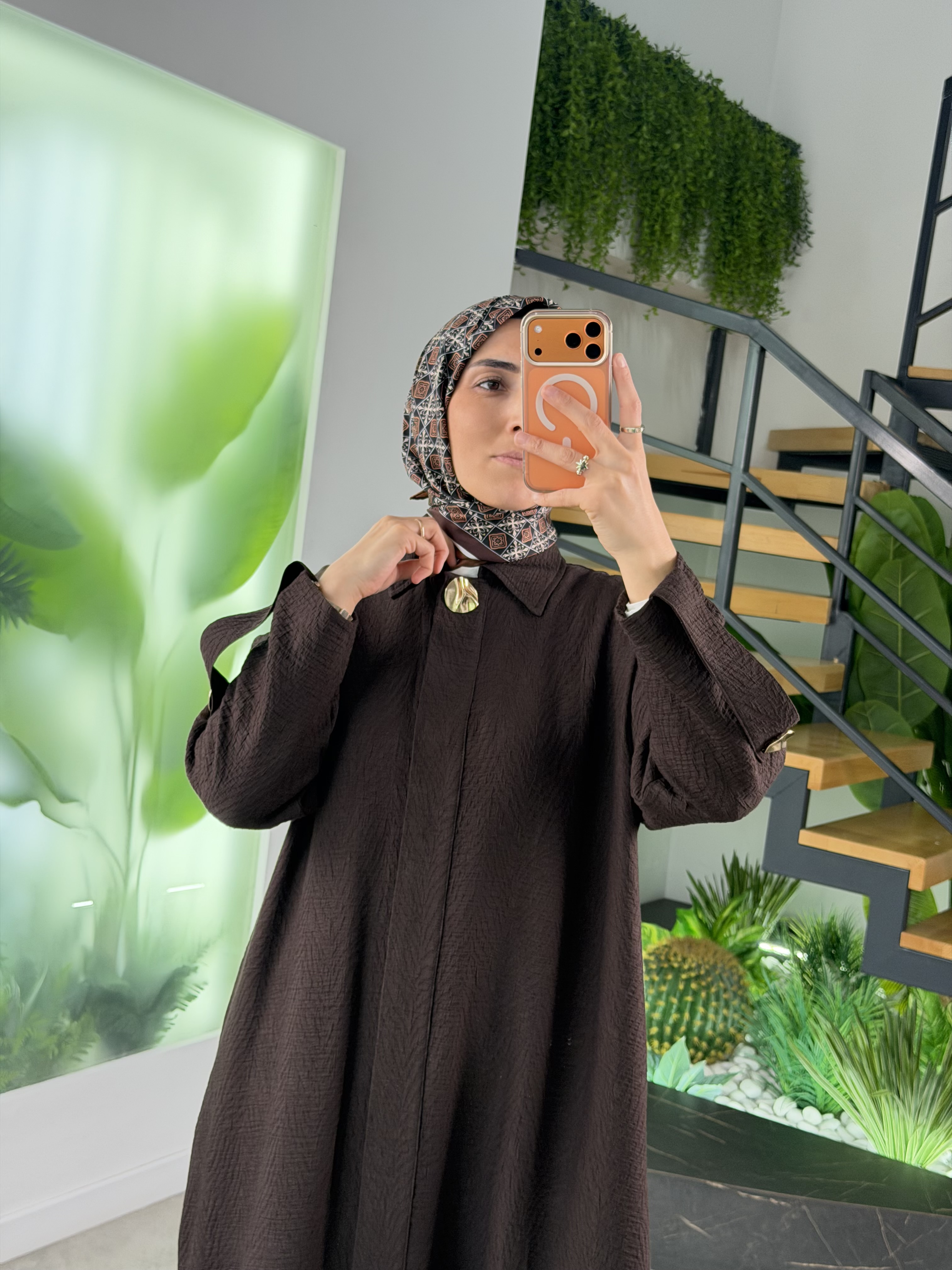 Armine Trend Kabartma Desenli Gizli Düğmeli Giyçık 26YT402 Kahverengi