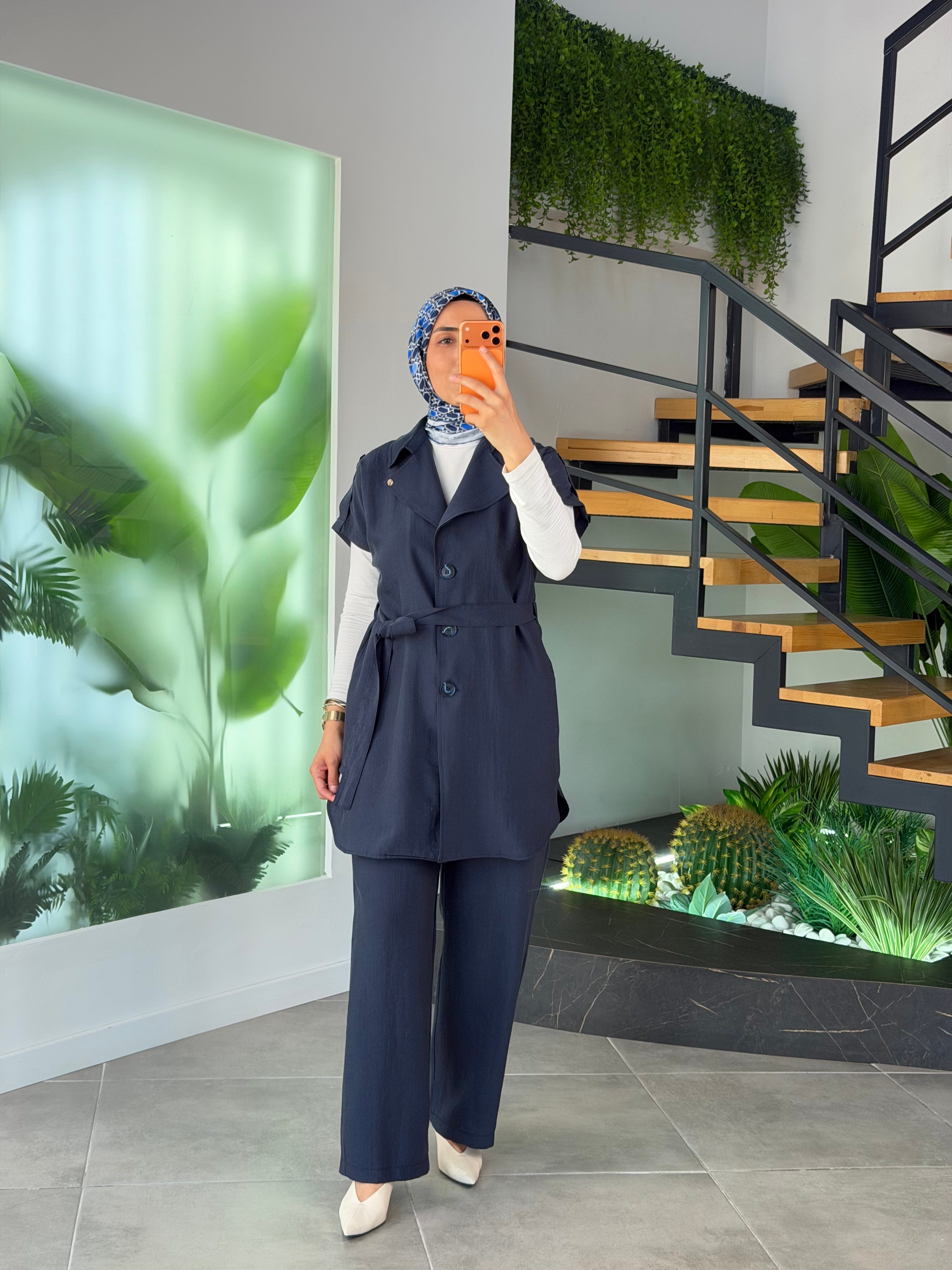 Armine Trend Kemer Detaylı Yelekli Takım 26YTD6128 Lacivert