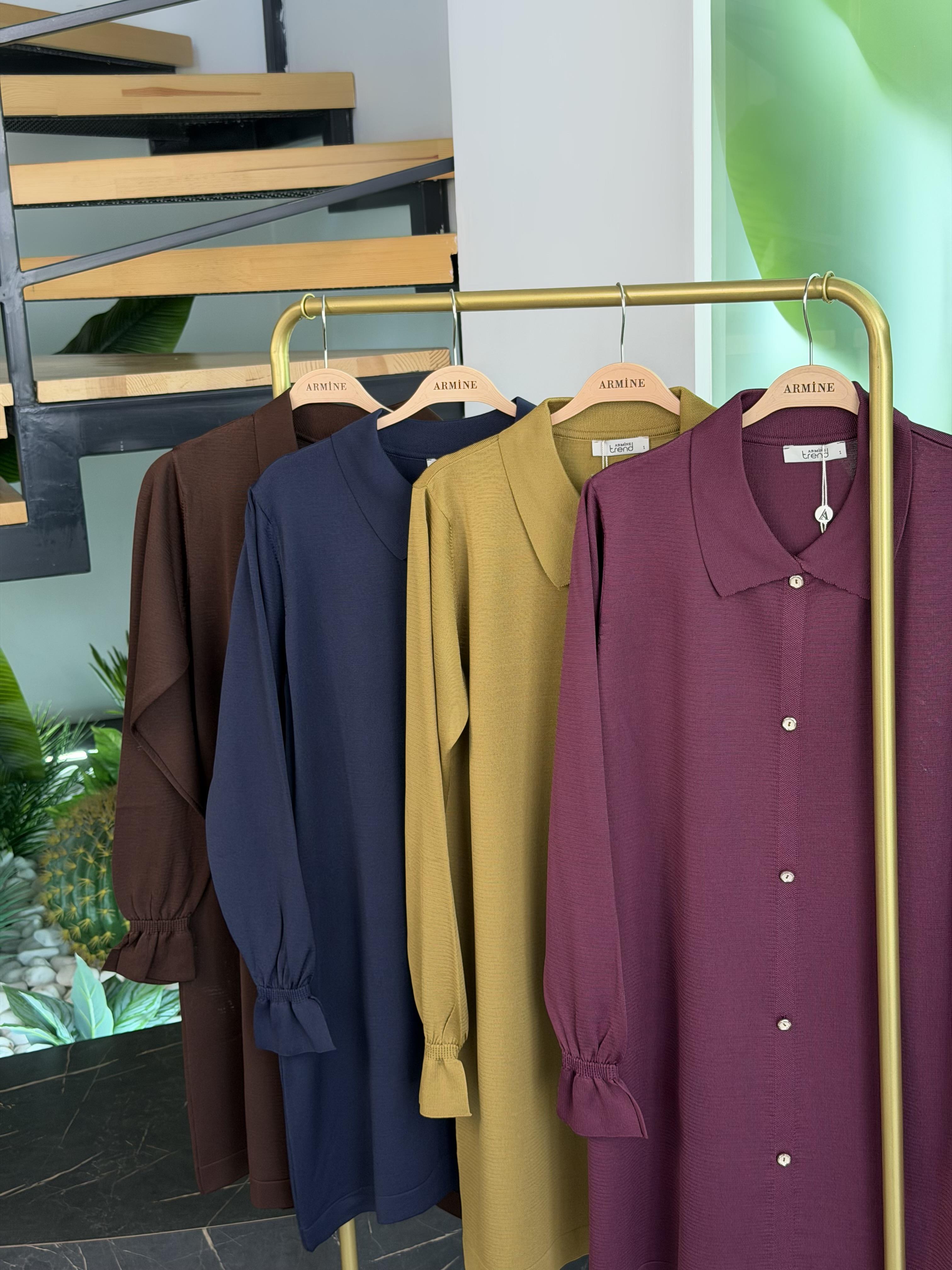 Armine Trend Yakalı Düğme Detaylı Merserize Tunik 25YTD4115 Kahverengi