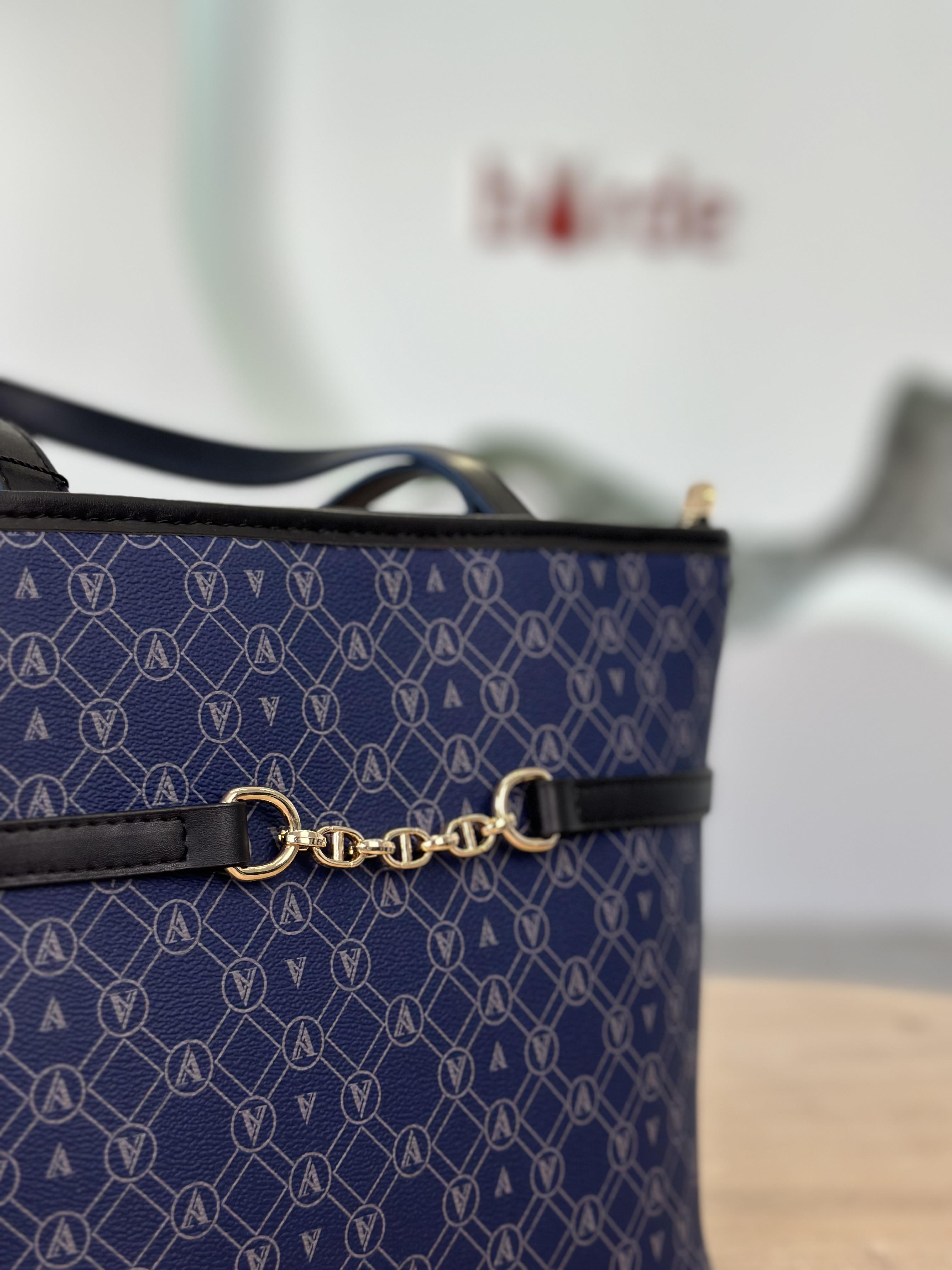 Armine Trend Zincir Detaylı El Çantası ARM155 Lacivert