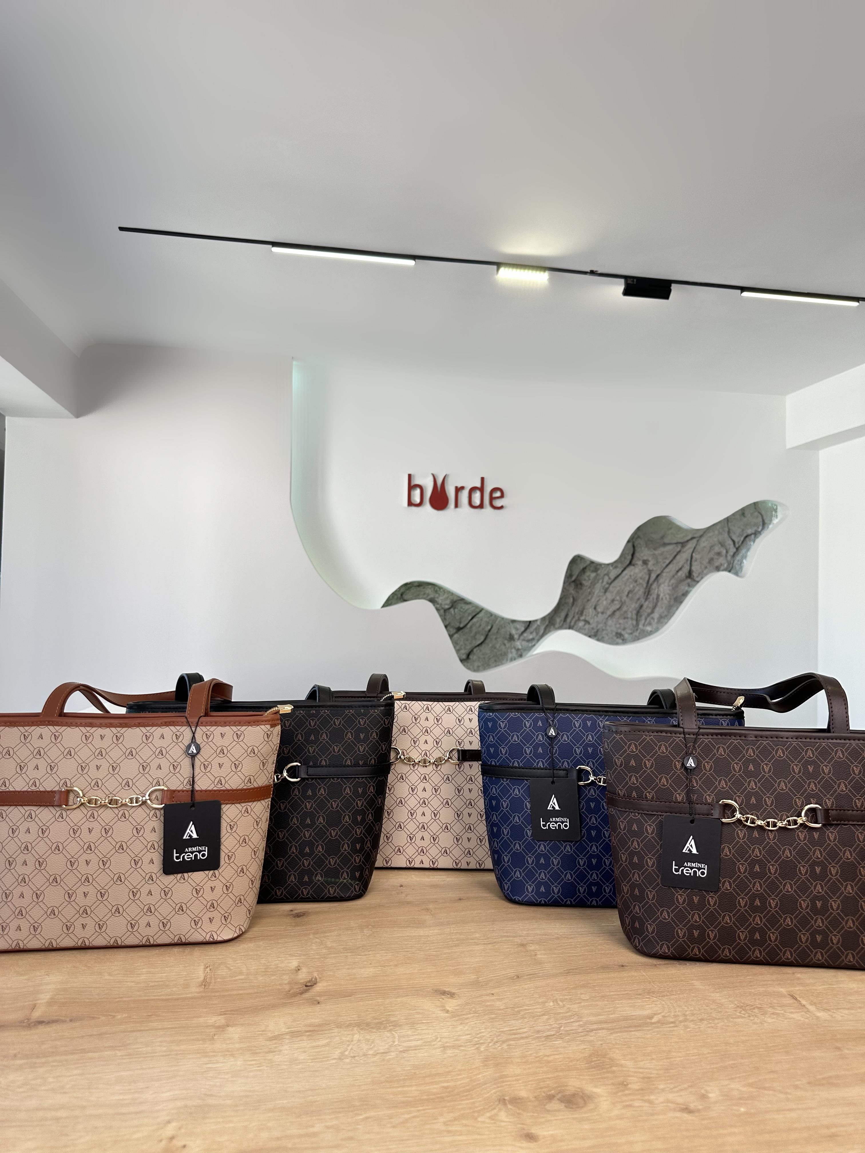 Armine Trend Zincir Detaylı El Çantası ARM155 Bej