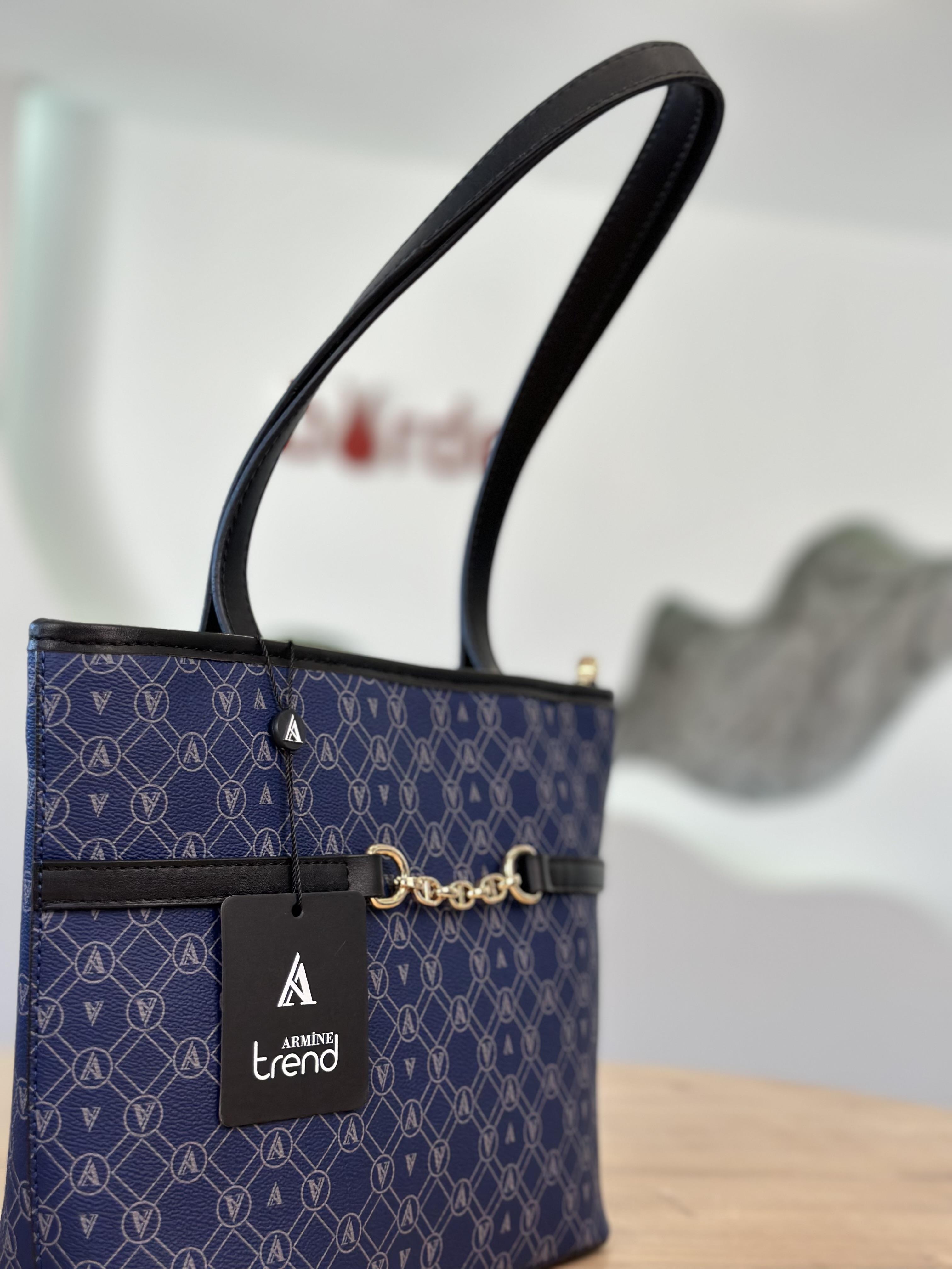 Armine Trend Zincir Detaylı El Çantası ARM155 Lacivert