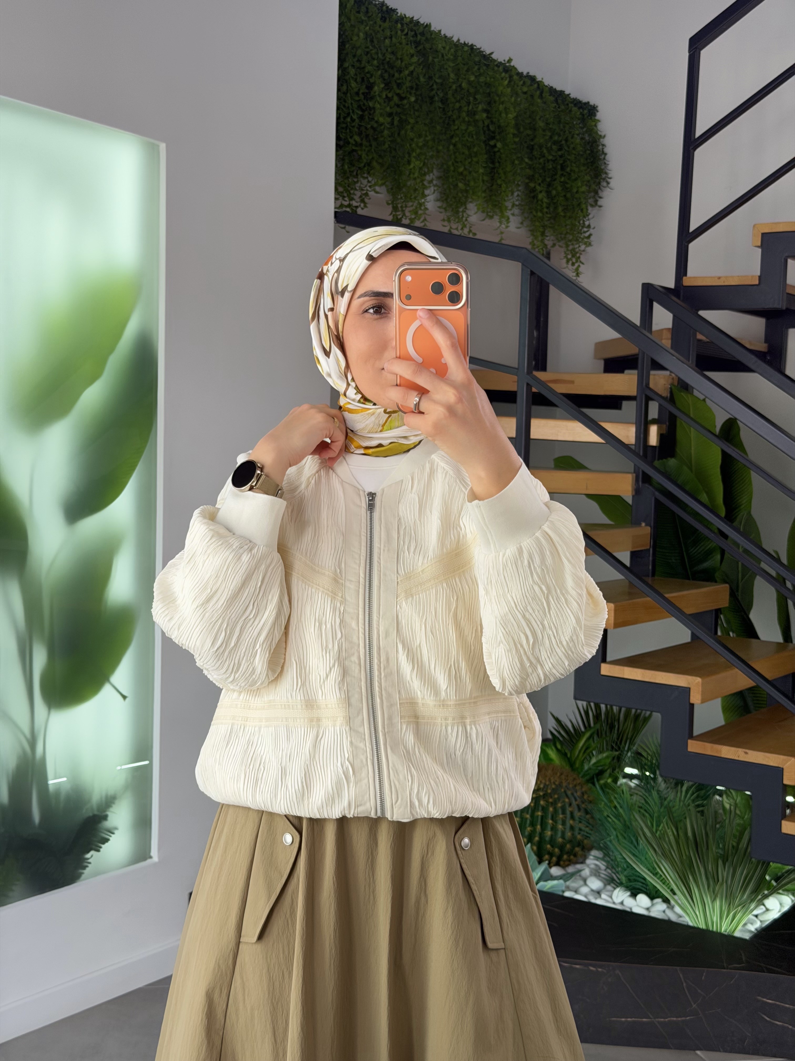 Bej Renk Premium Fermuarlı Bomber Ceket