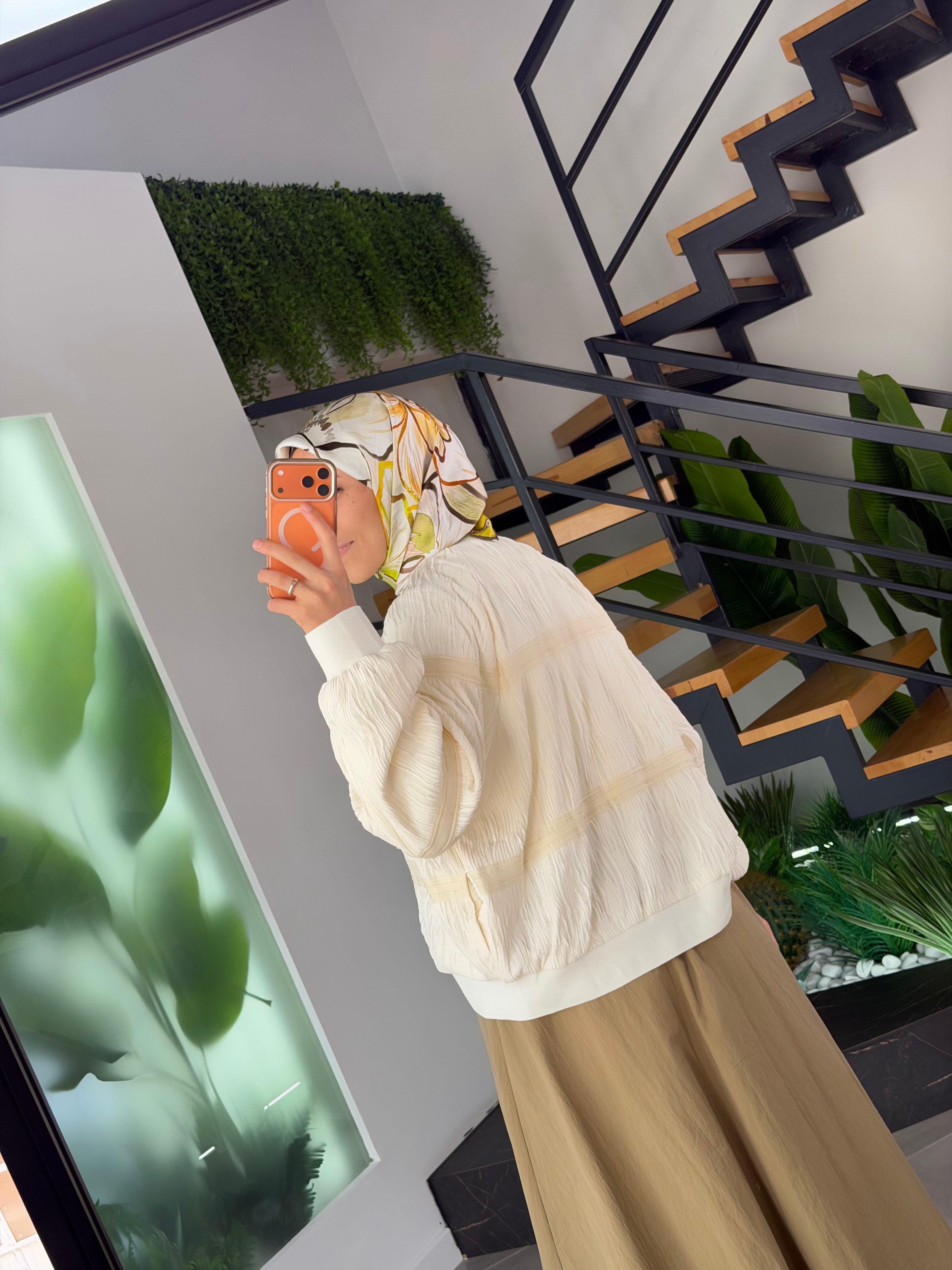 Bej Renk Premium Fermuarlı Bomber Ceket