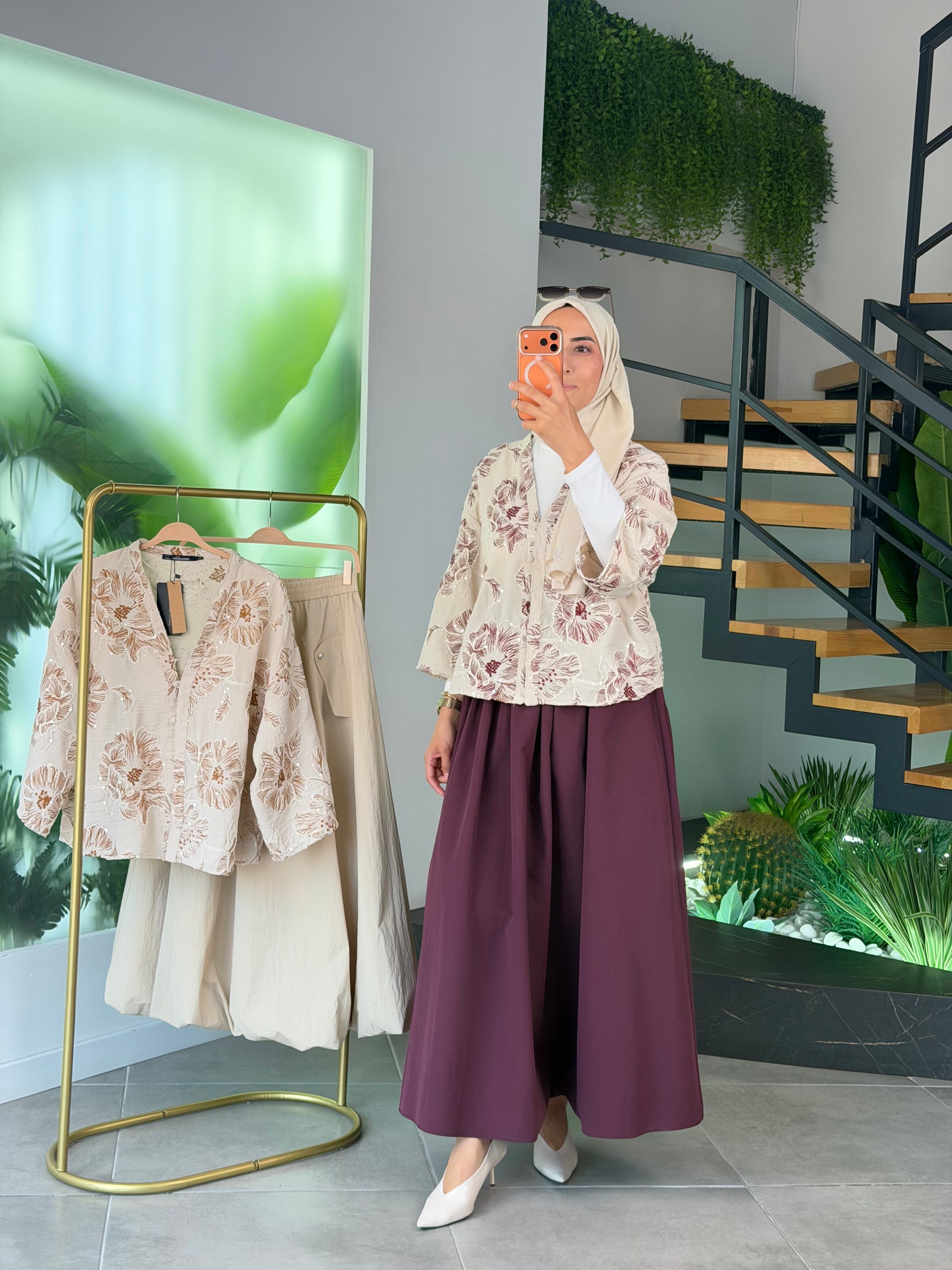 Bordo Renk Nakış Ve Pulet İşlemeli Kimono
