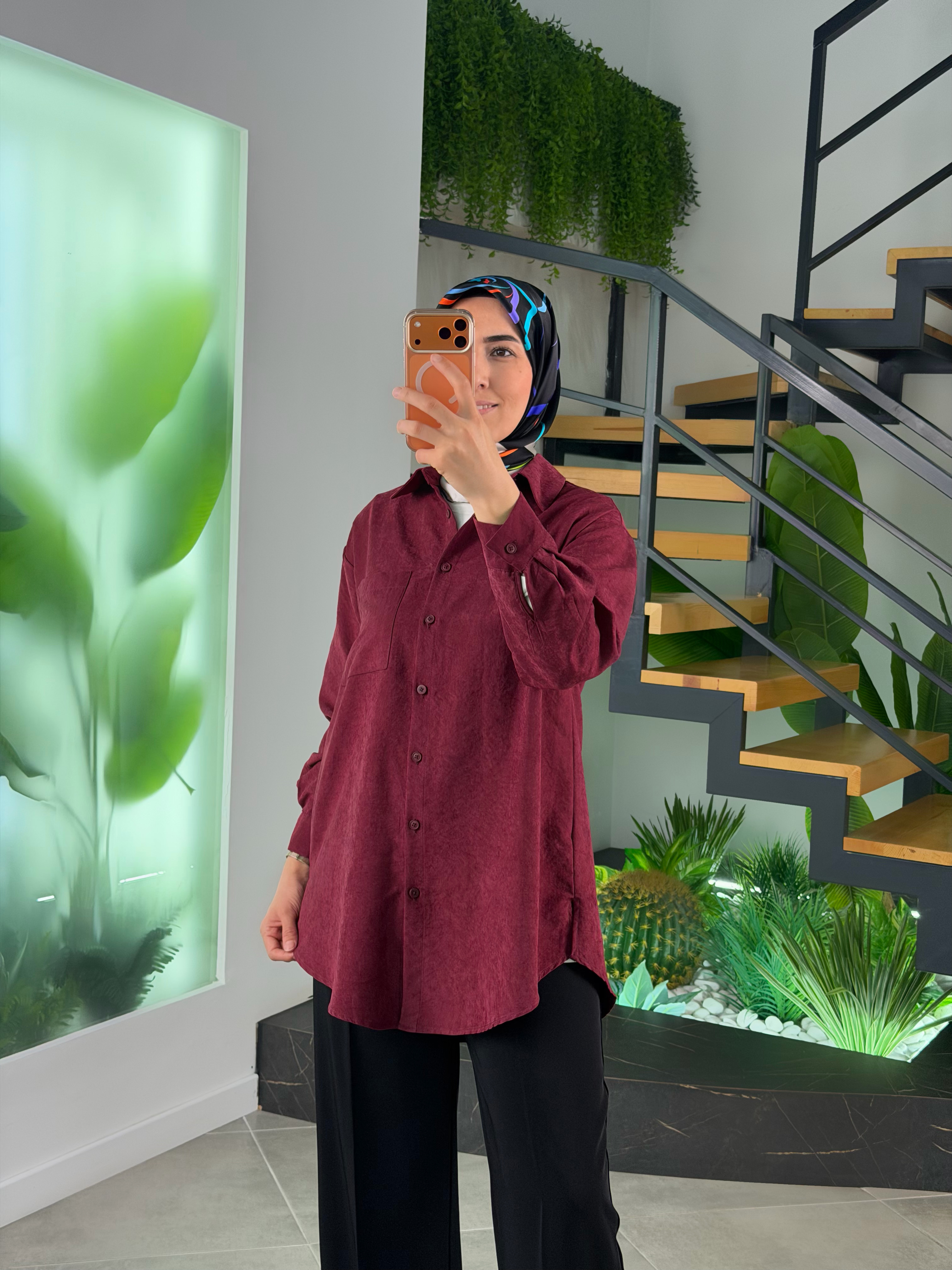Bordo Renk Süet Kumaş Cep Detaylı Gömlek