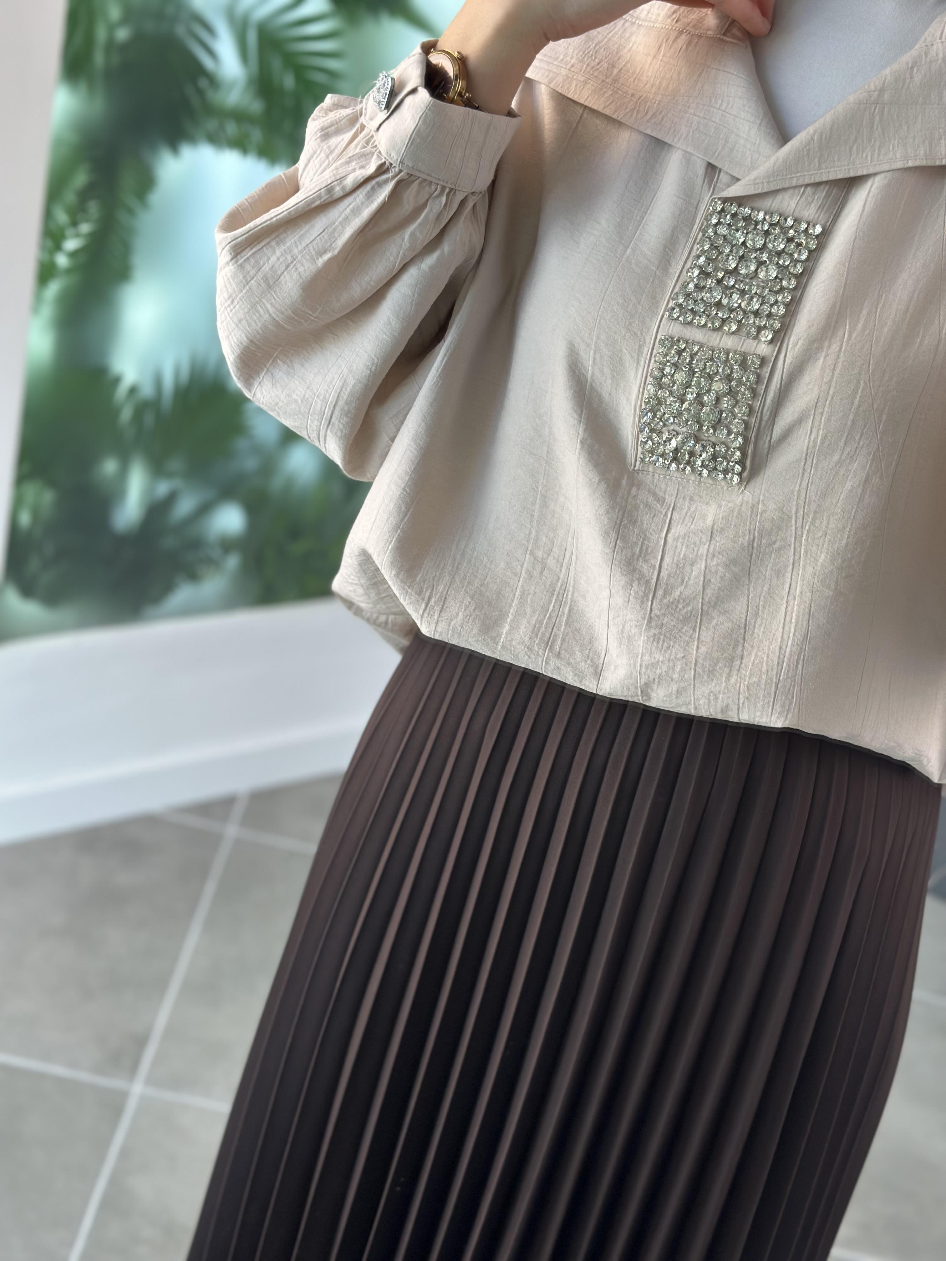 Devirme Yakalı Yapıştırma Taşlı Taş Renk Kadın Tunik