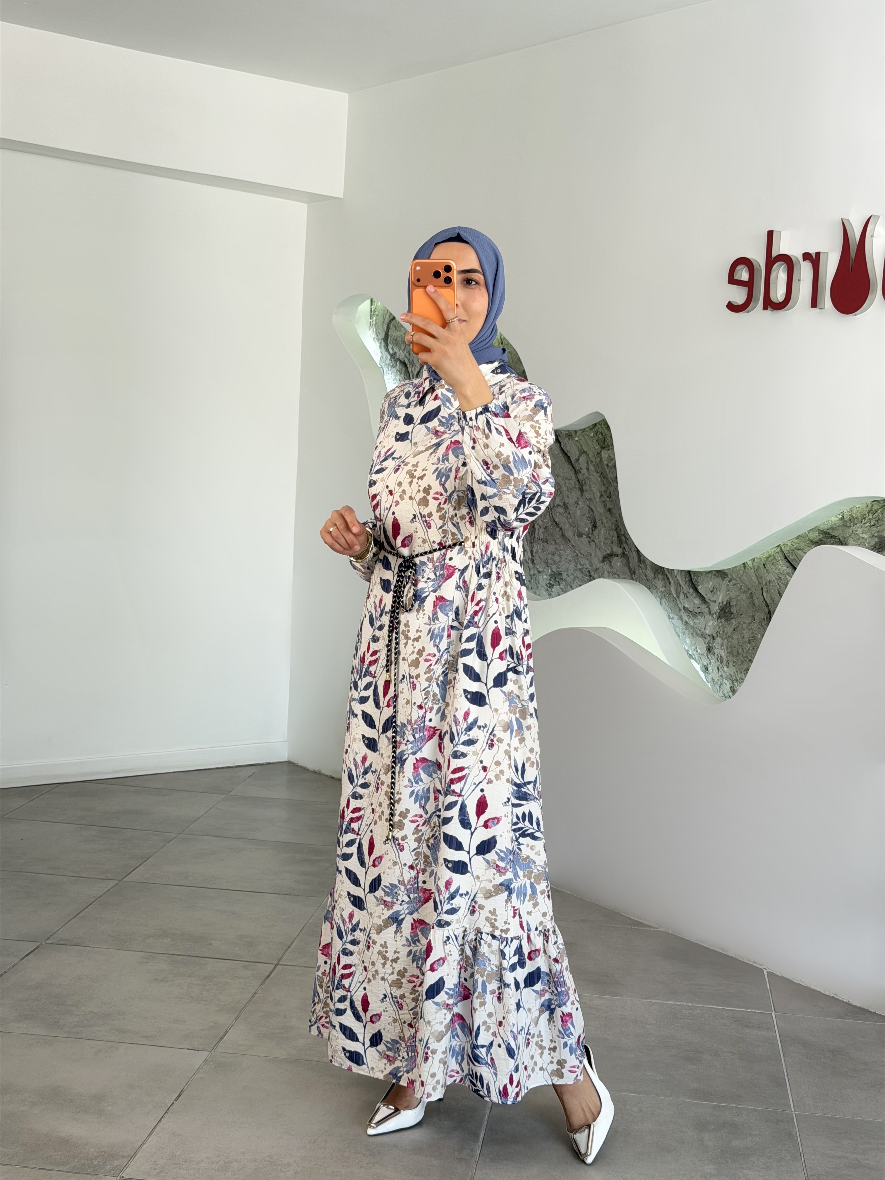 Ekru Renk Viskon  Desenli Yaz Elbisesi