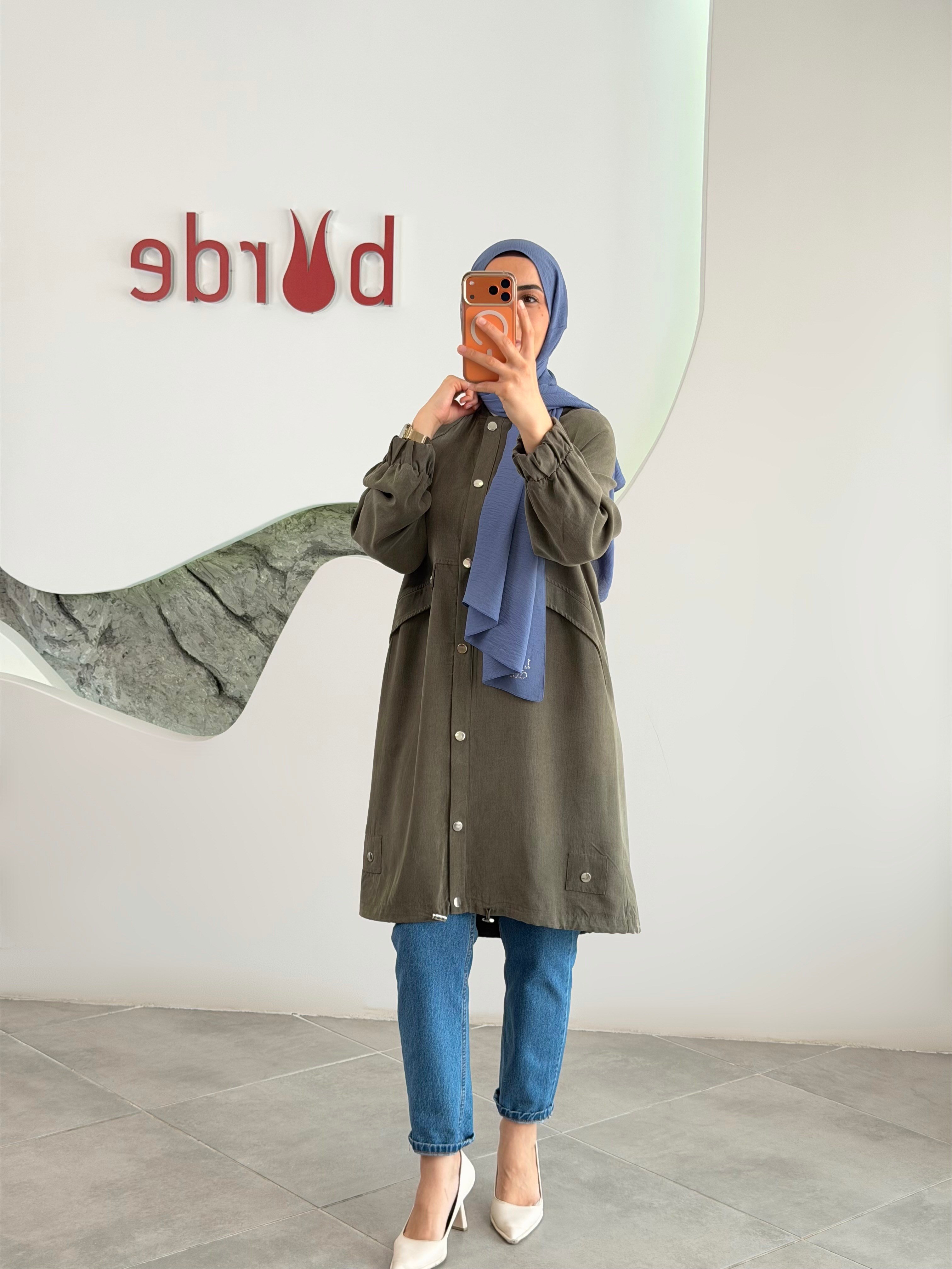 Haki Renk Tensel Kumaş Çıtçıtlı Giy-Çık | Rahat Kadın Kap & Günlük Kombin