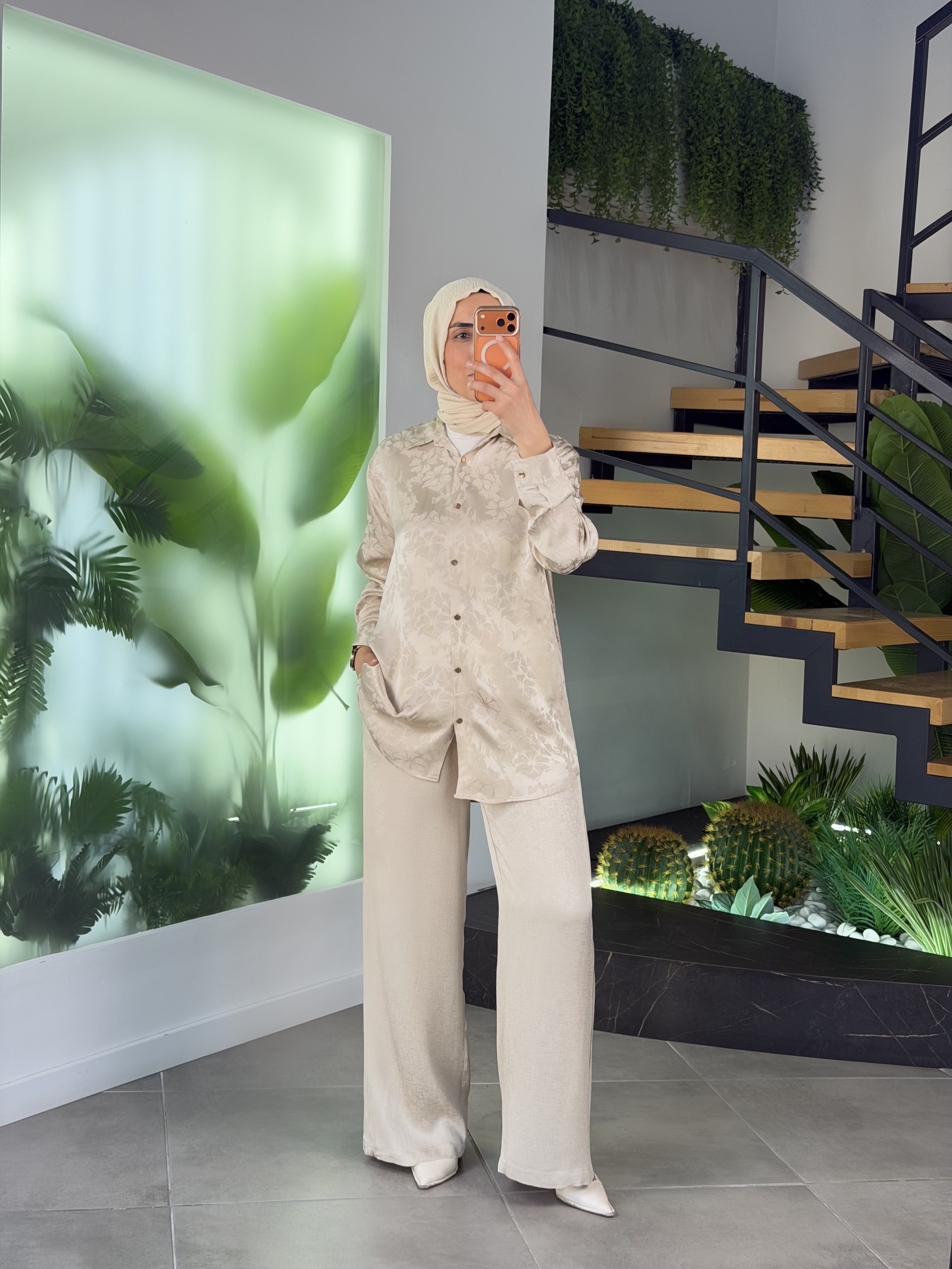 Bej Renk Floral Desen Pamuk Saten Takım