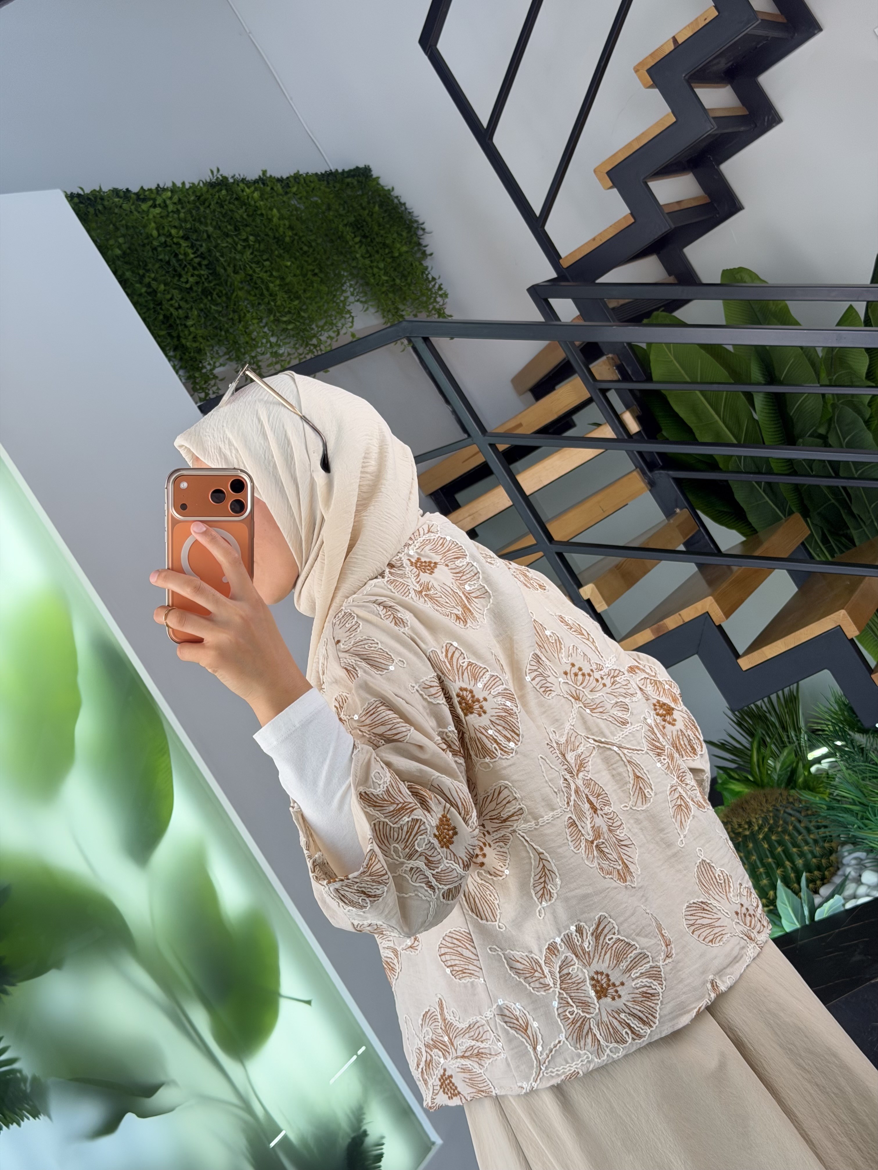 Kahve Renk Nakış Ve Pulet İşlemeli Kimono