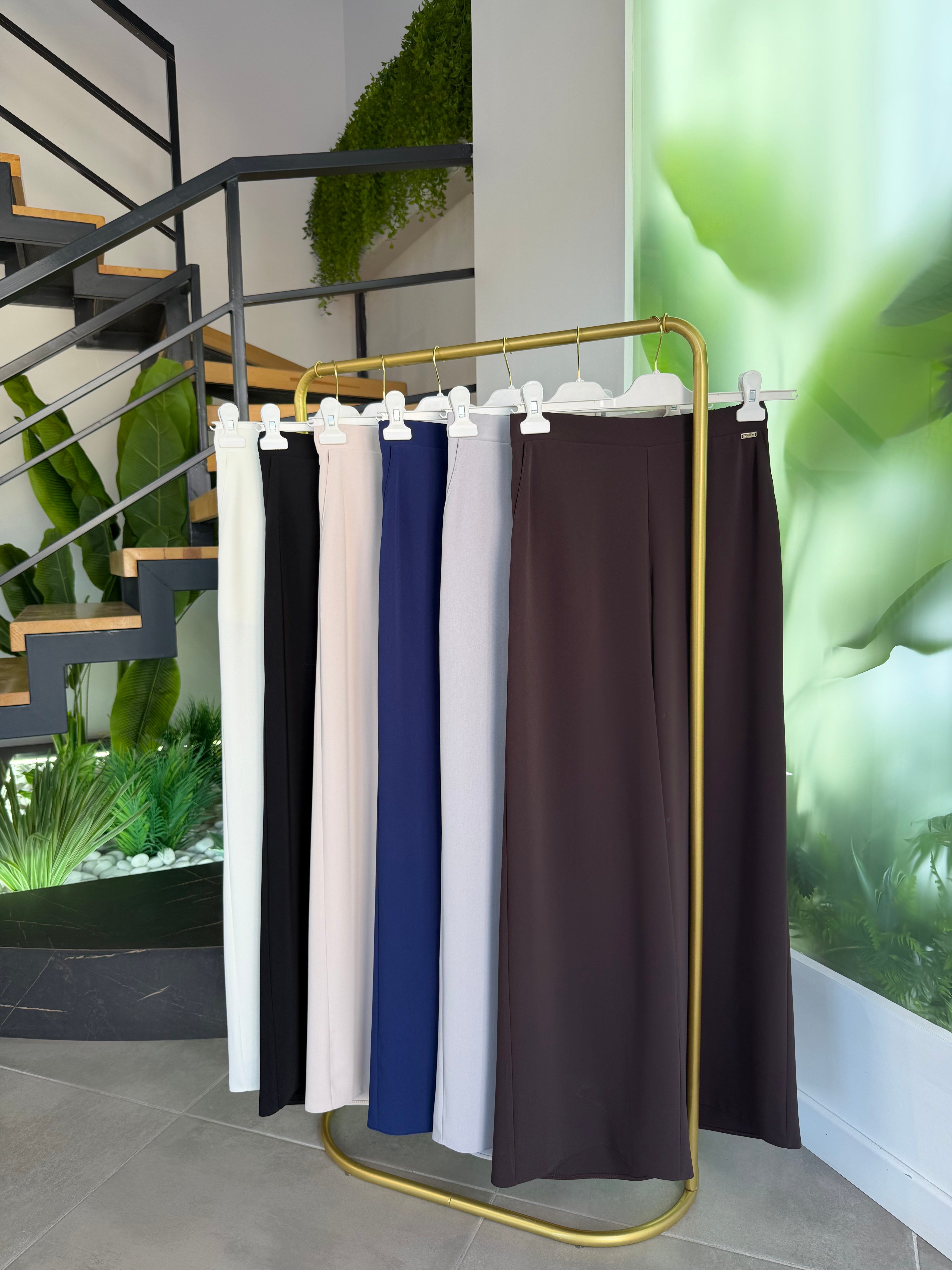 Lacivert Renk Beli Lastikli Bol Paça Krep Pantolon