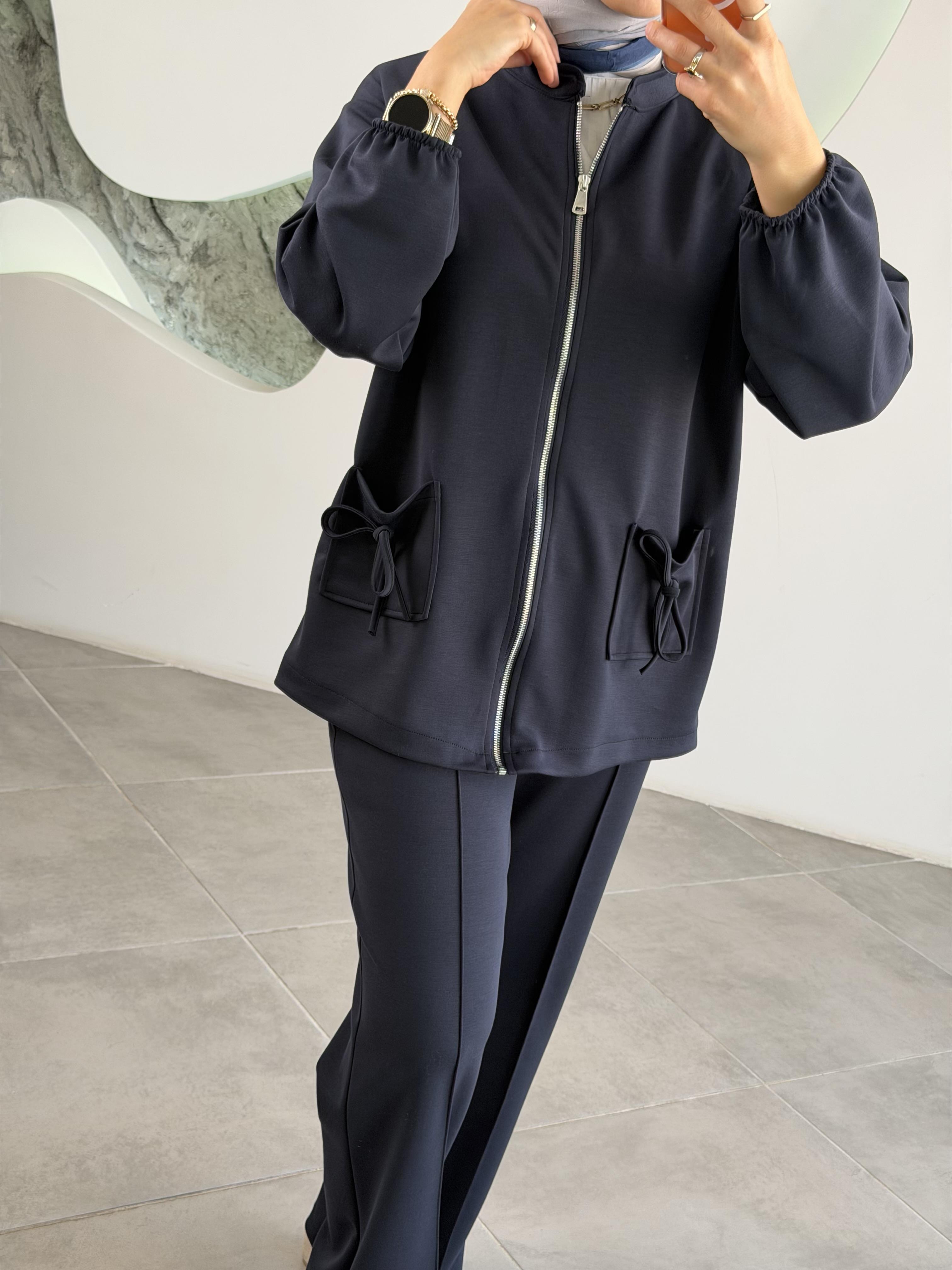 Lacivert Renk Ceketi Fermuarlı Kadın Takım