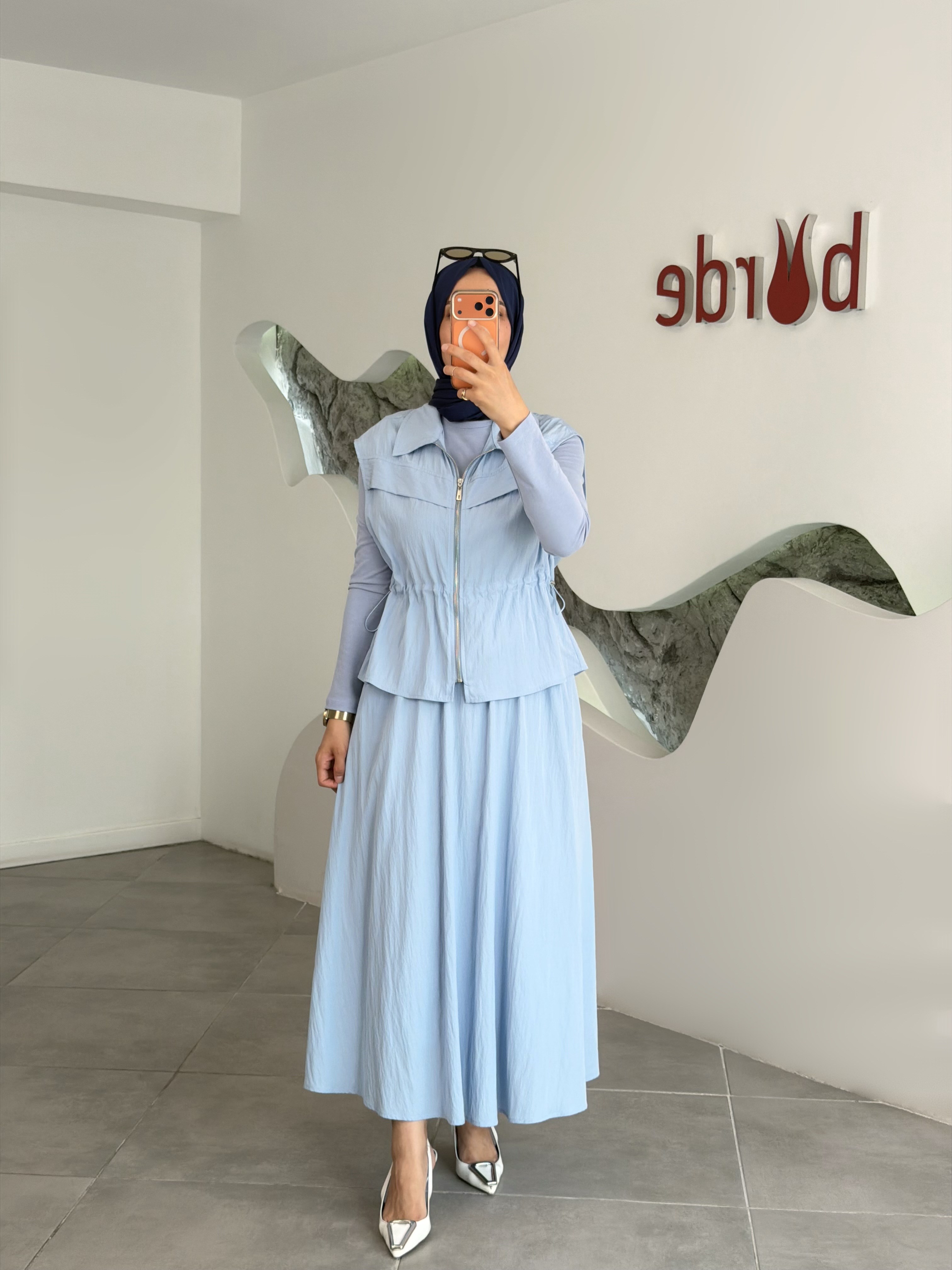 Mavi Renk Aller Detaylı Yelekli ÜçlüTakım