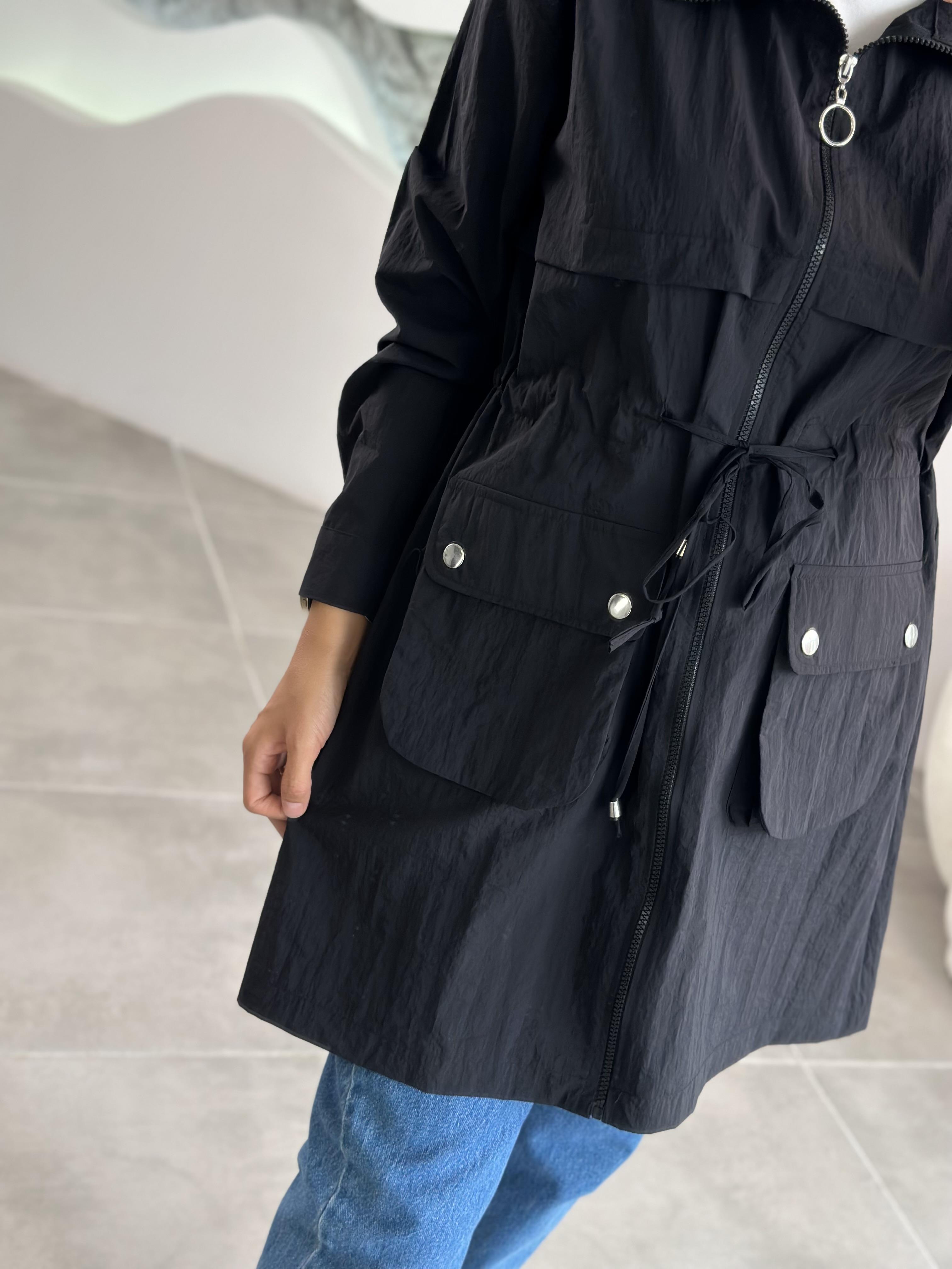 Paraşüt Kumaş Torba Cepli  Siyah Renk Kadın Ceket