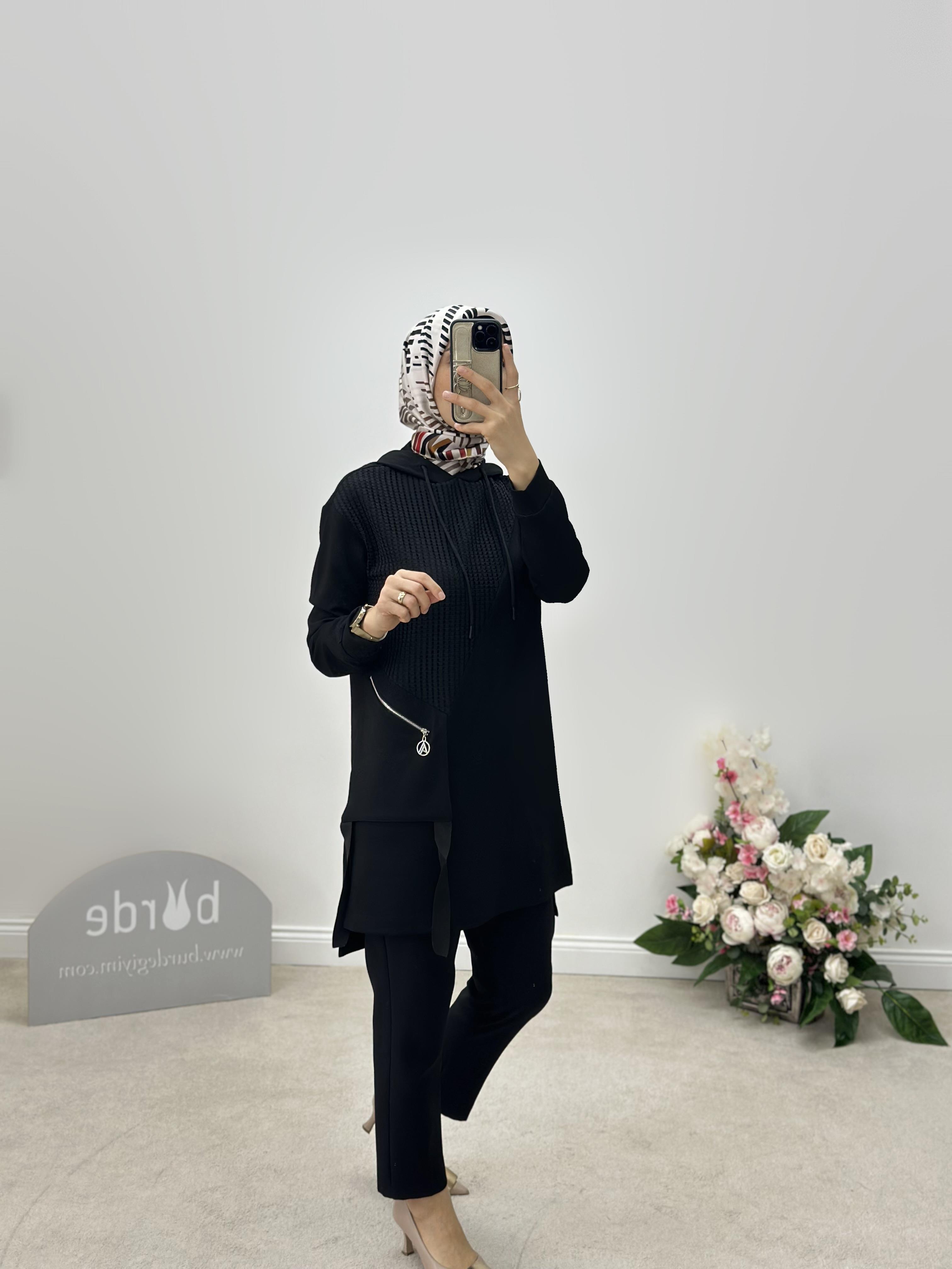 Beli Lastikli Siyah Renk Dar Paça Pantolon