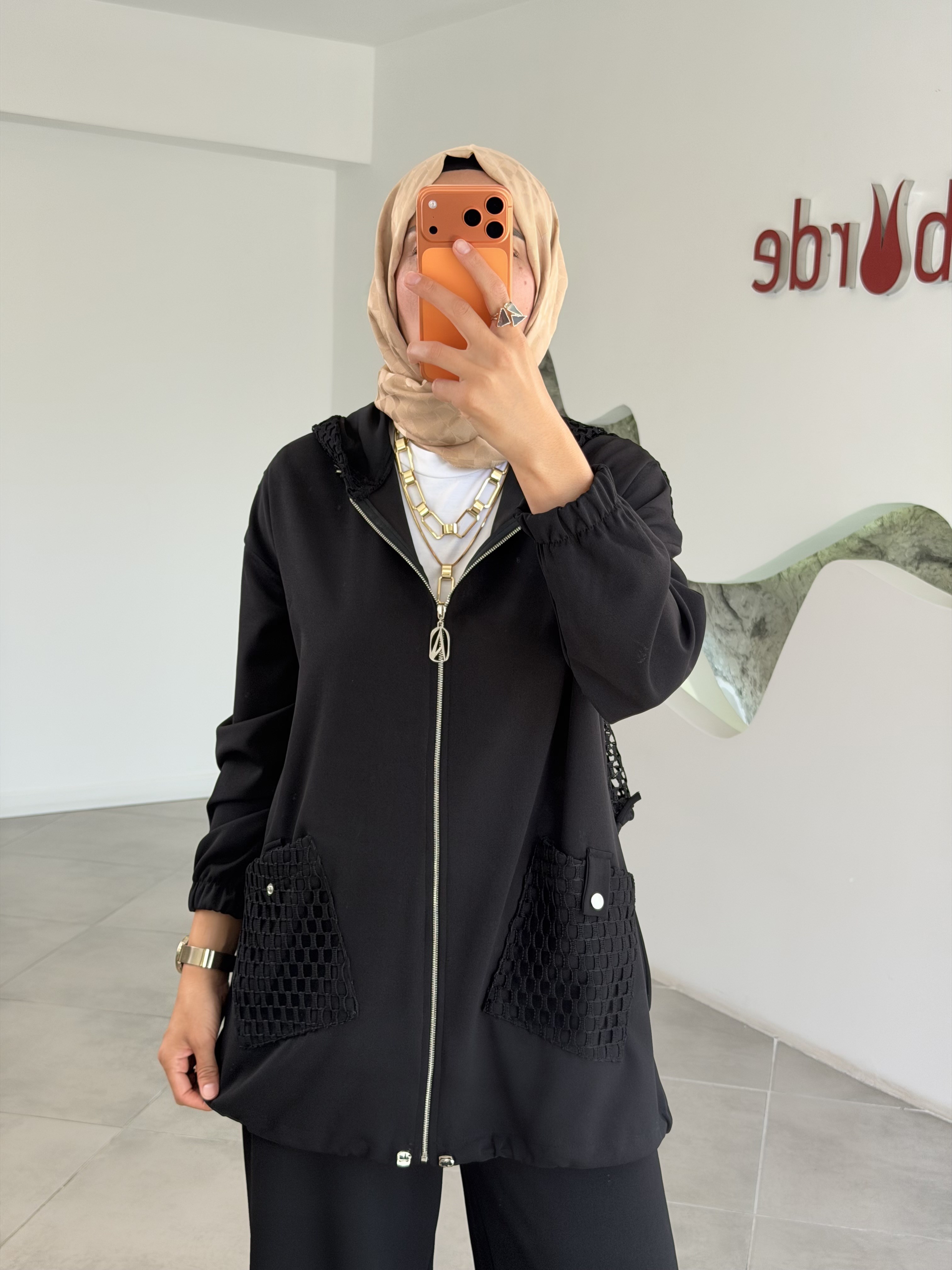 Siyah Renk File Detaylı Pantolonlu Takım 26KT620