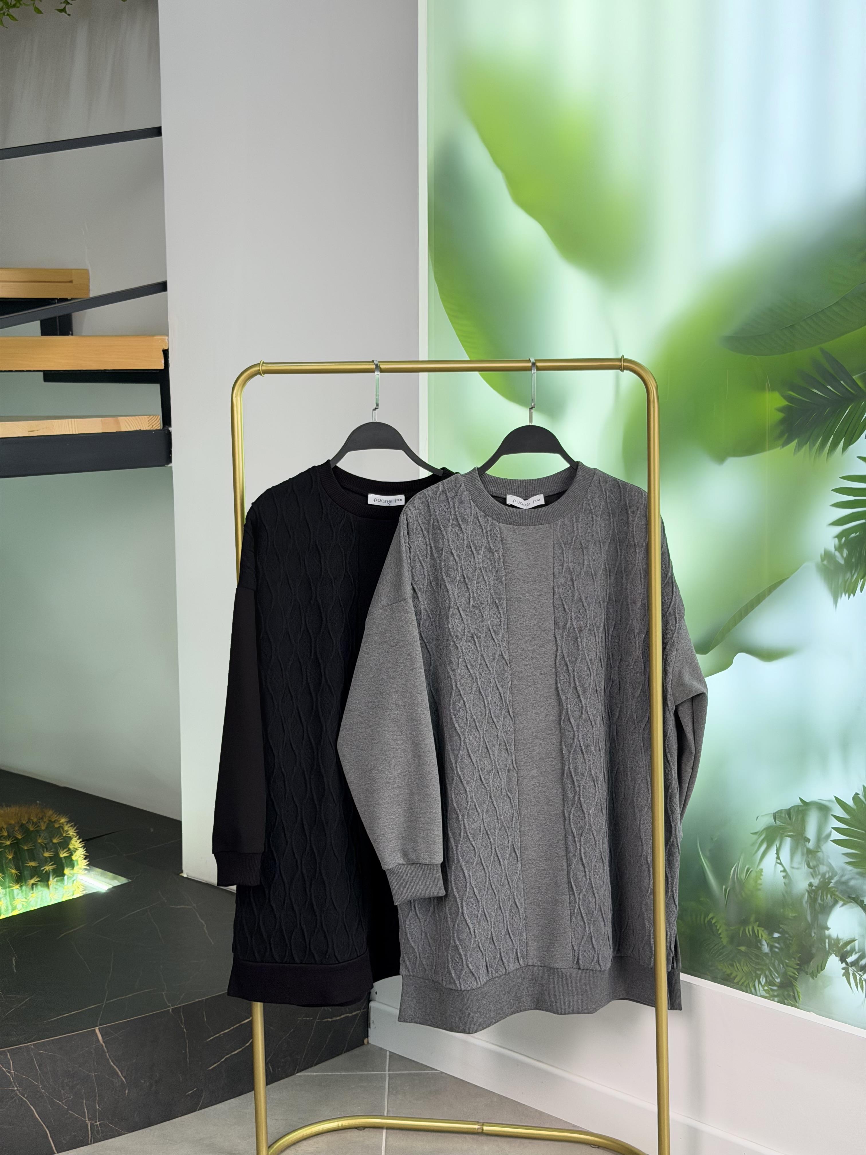 Siyah Renk Triko Garnili Tunik