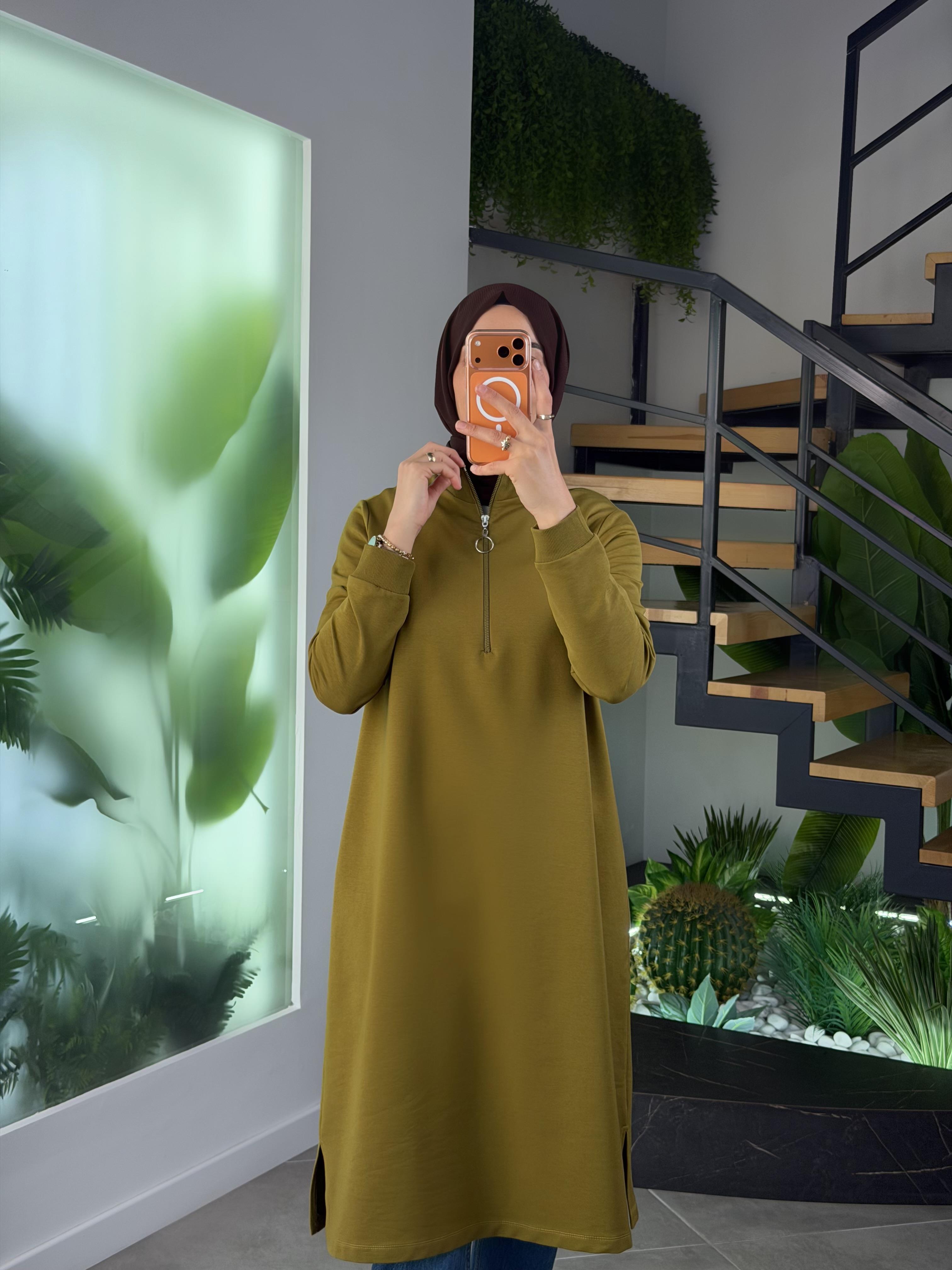 Yağ Yeşili Renk Yarım Fermuarlı Basıc Kadın Tunik