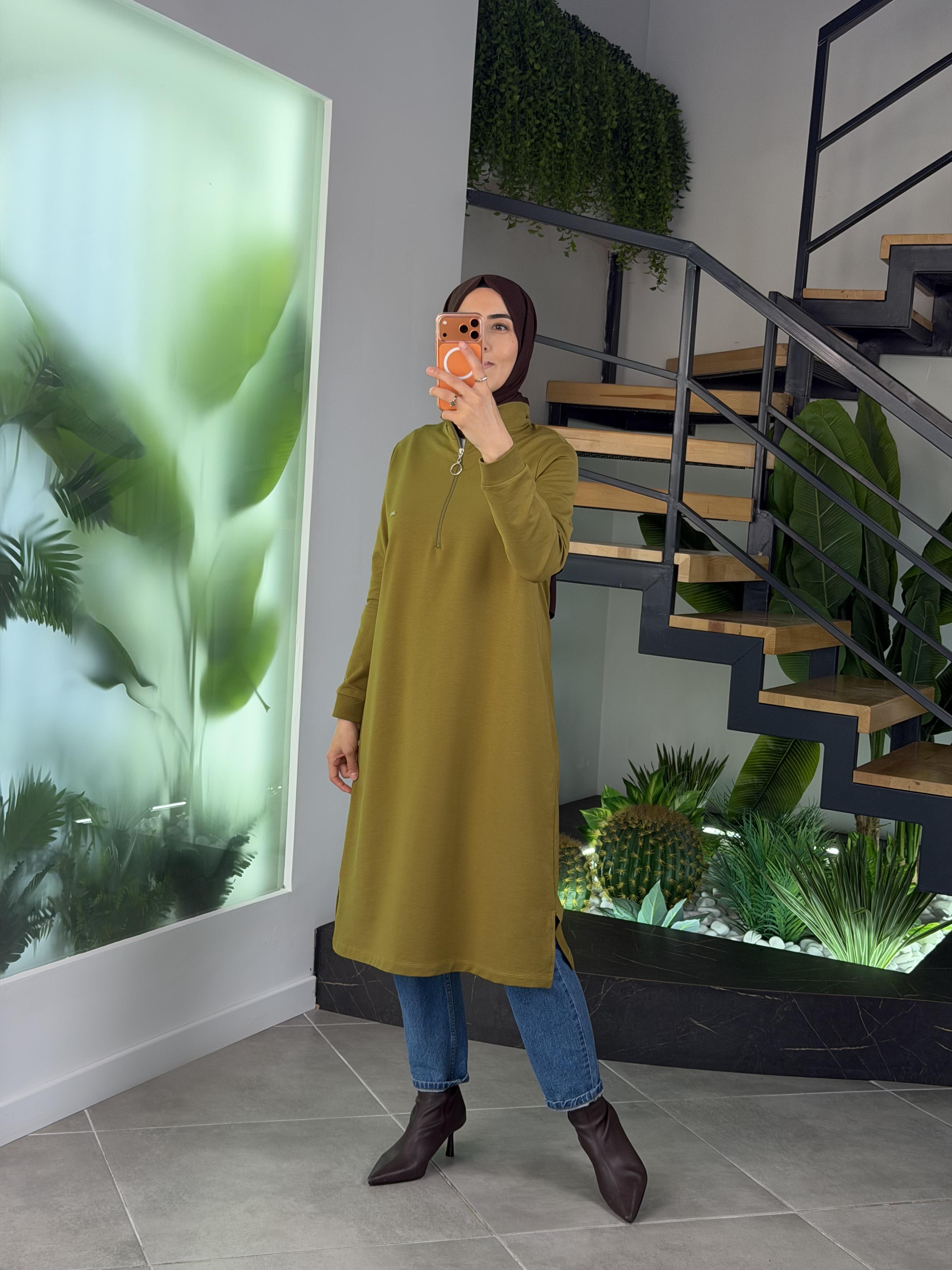 Yağ Yeşili Renk Yarım Fermuarlı Basıc Kadın Tunik