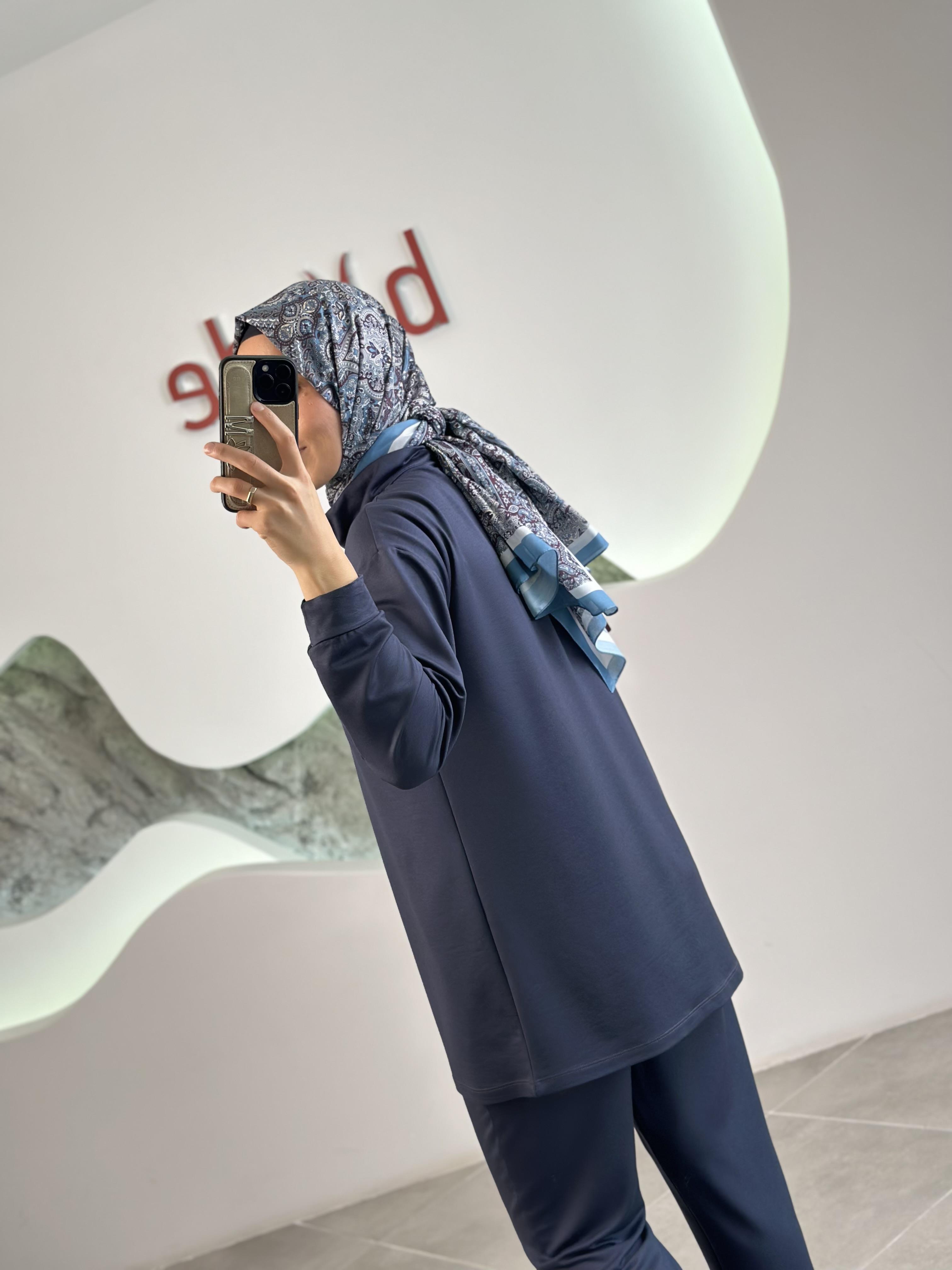 Yarım Fermuarlı Takım