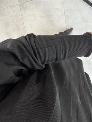  Siyah Renk Geometrik Desenli Merserize Tunik
