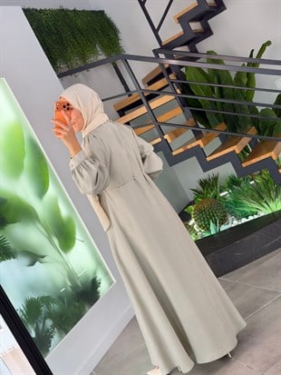 Açık Haki Renk Volan Detaylı Elbise