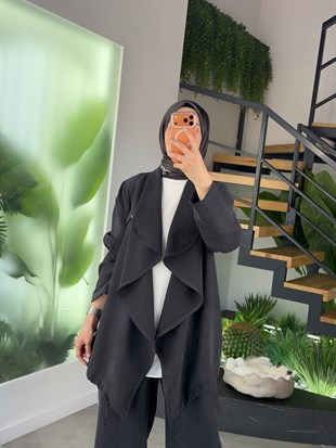Antrasit Renk Akışkan Kesim Şal Yaka Plus Size Takım
