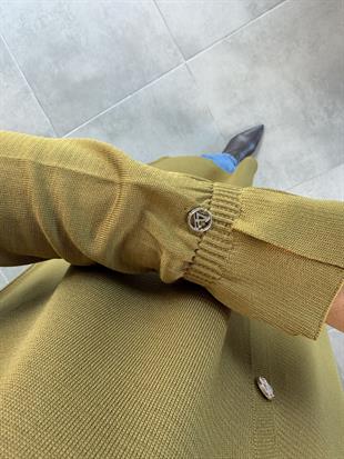 Armine Trend Yakalı Düğme Detaylı Merserize Tunik 25YTD4115 Yağyeşili