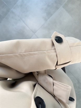 Bej Renk Kolları Apoletli Kısa Trenç Ceket