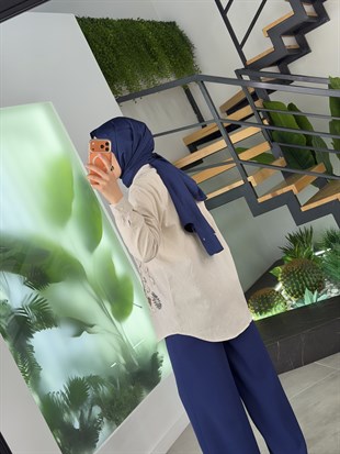 Bej Renk Nakış Ve Boncuk İşlemeli Gömlek