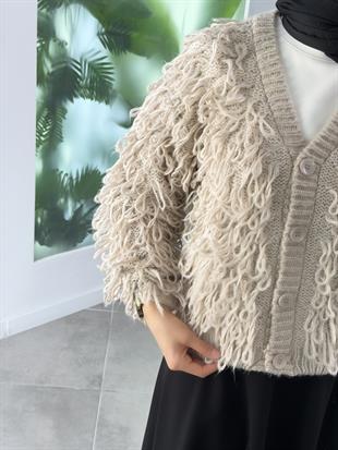 Bej Renk Saçaklı Triko Hırka