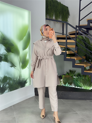 Bej Renk Seyyar Kemerli PantolonluTakım