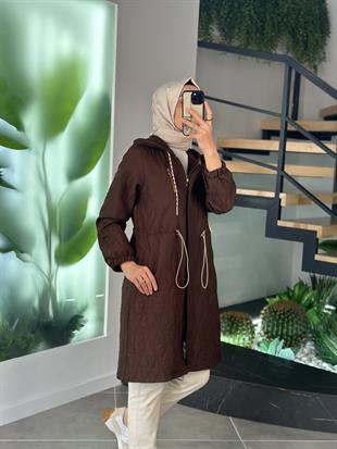 Beli Büzgülü Kahverengi Renk Kadın Kapitone Kap