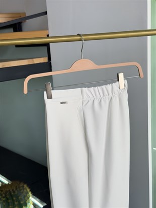 Beli Lastikli Düğme Detaylı Ekru Renk Kadın Pantolon