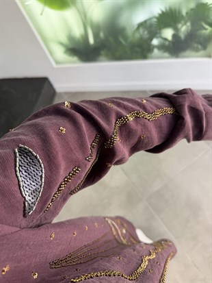 Bordo Renk Boncuk Ve Pulet İşlemeli Tensel Gömlek