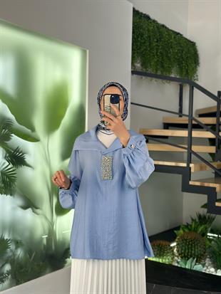 Devirme Yakalı Yapıştırma Taşlı Bebe Mavi Renk Kadın Tunik